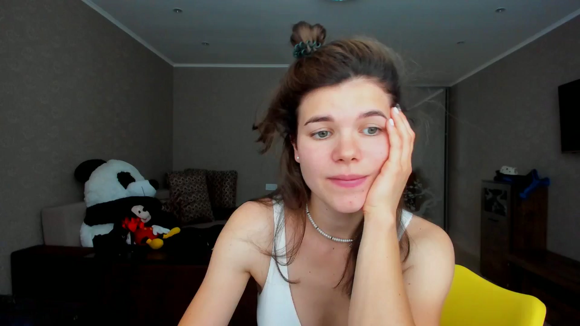 Gallery image thumbnail from MissJeanne's myfreecams stream on, 08/22/2024, 15:17 image 10 of 20