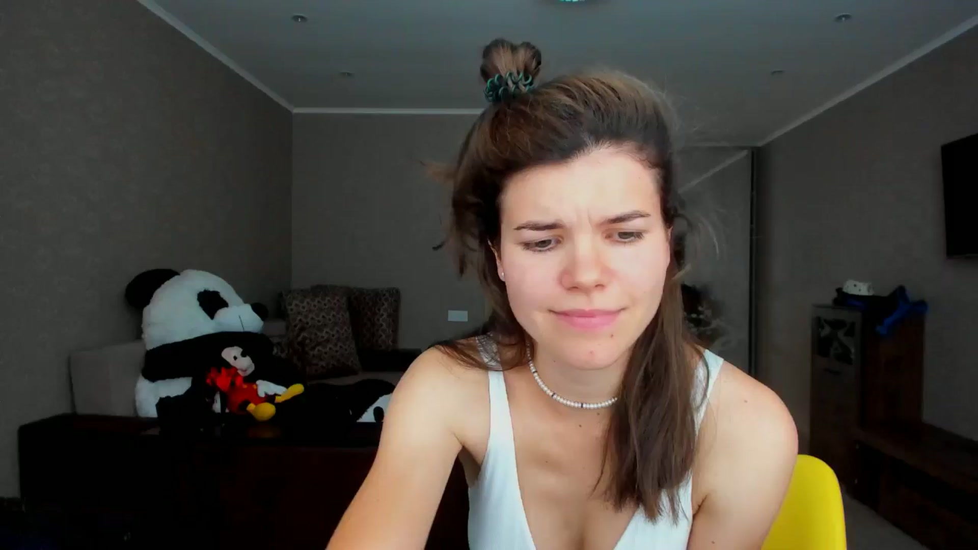 Gallery image thumbnail from MissJeanne's myfreecams stream on, 08/22/2024, 15:17 image 11 of 20