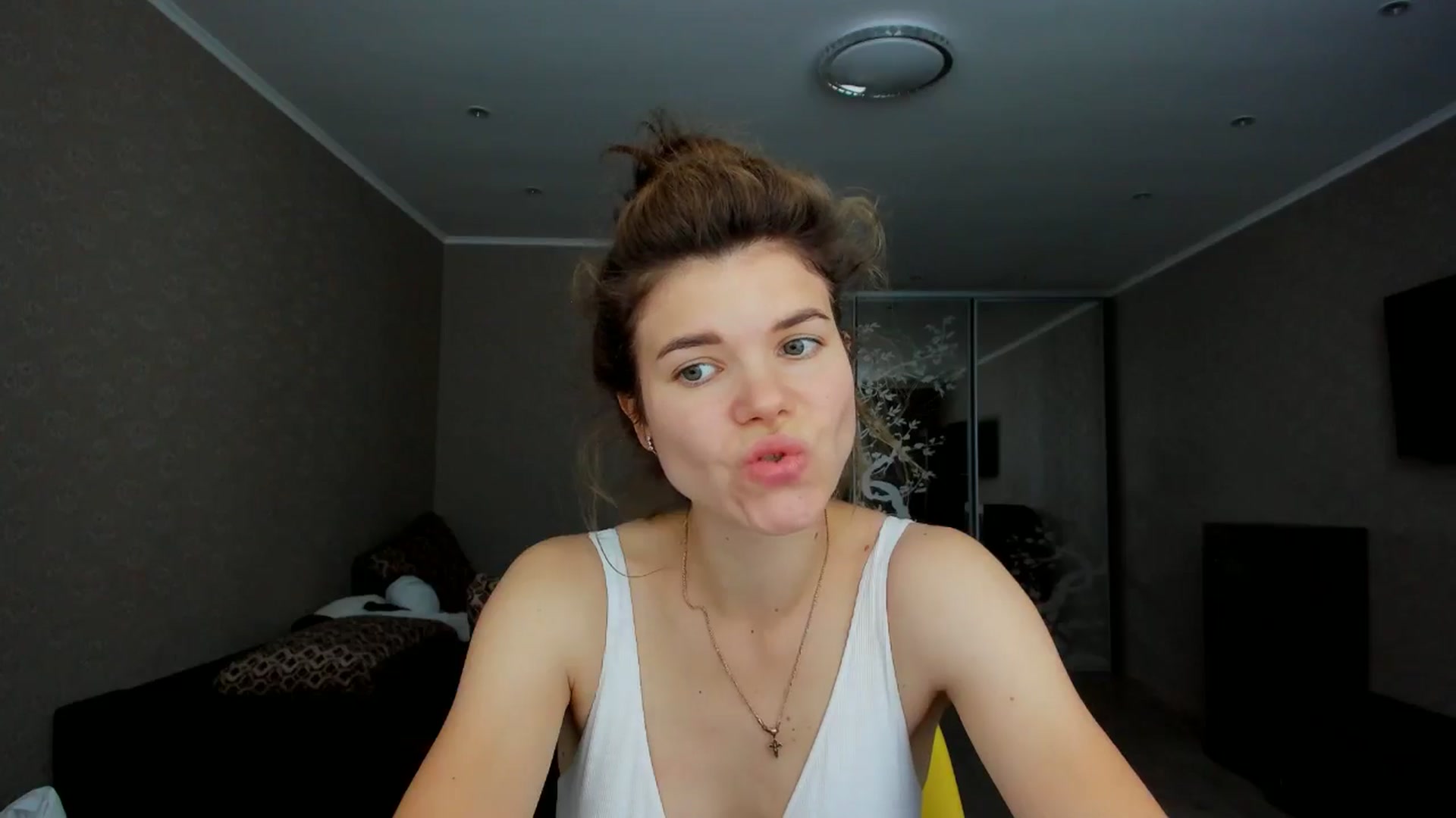 Gallery image thumbnail from MissJeanne's myfreecams stream on, 08/30/2024, 08:41 image 4 of 20