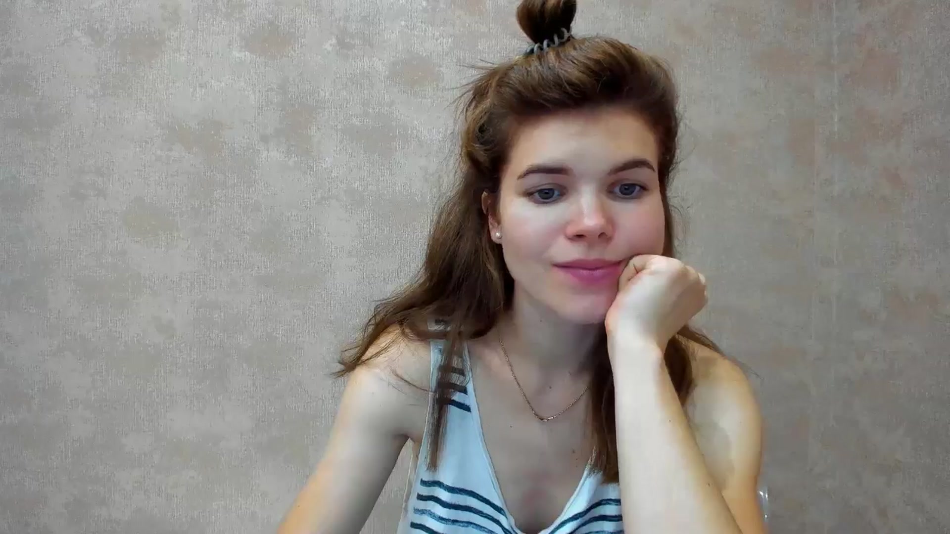 Gallery image thumbnail from MissJeanne's myfreecams stream on, 09/17/2024, 12:37 image 4 of 20
