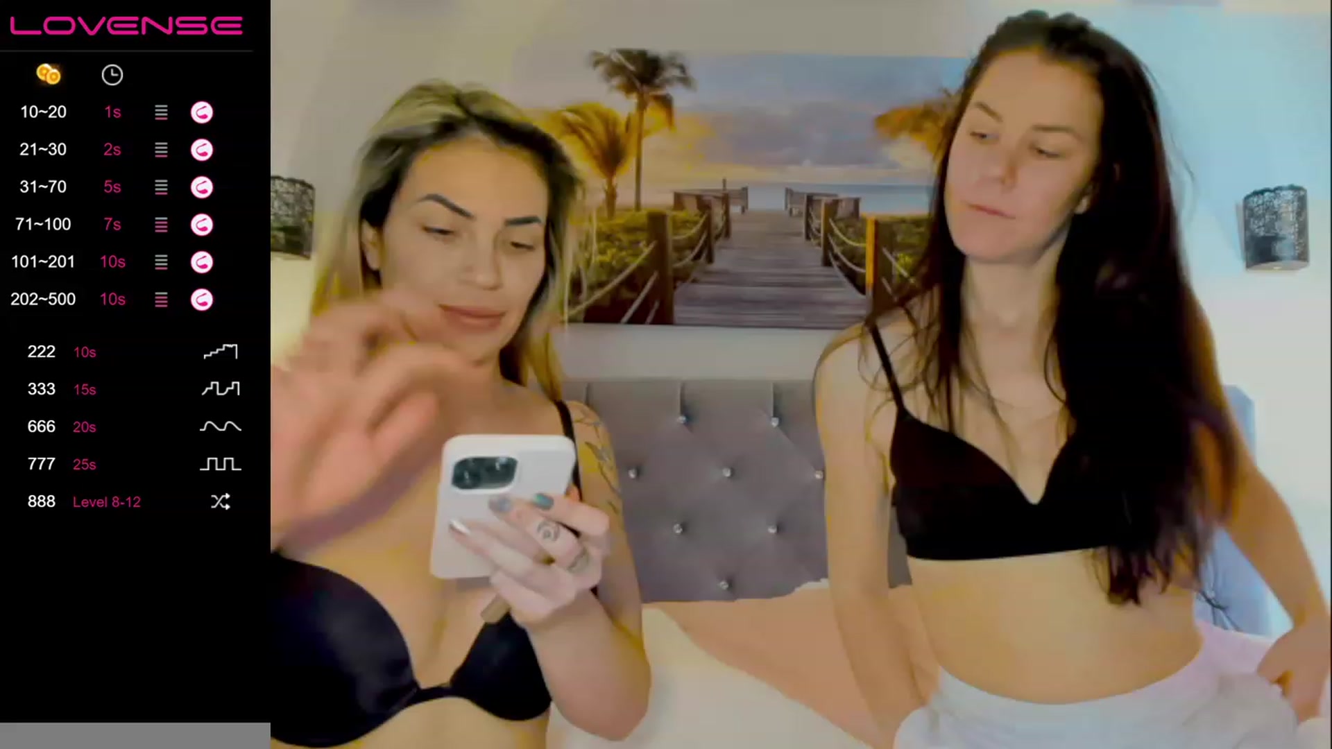 Gallery image thumbnail from MissKyleeBB's myfreecams stream on, 11/21/2022, 18:20 image 18 of 20