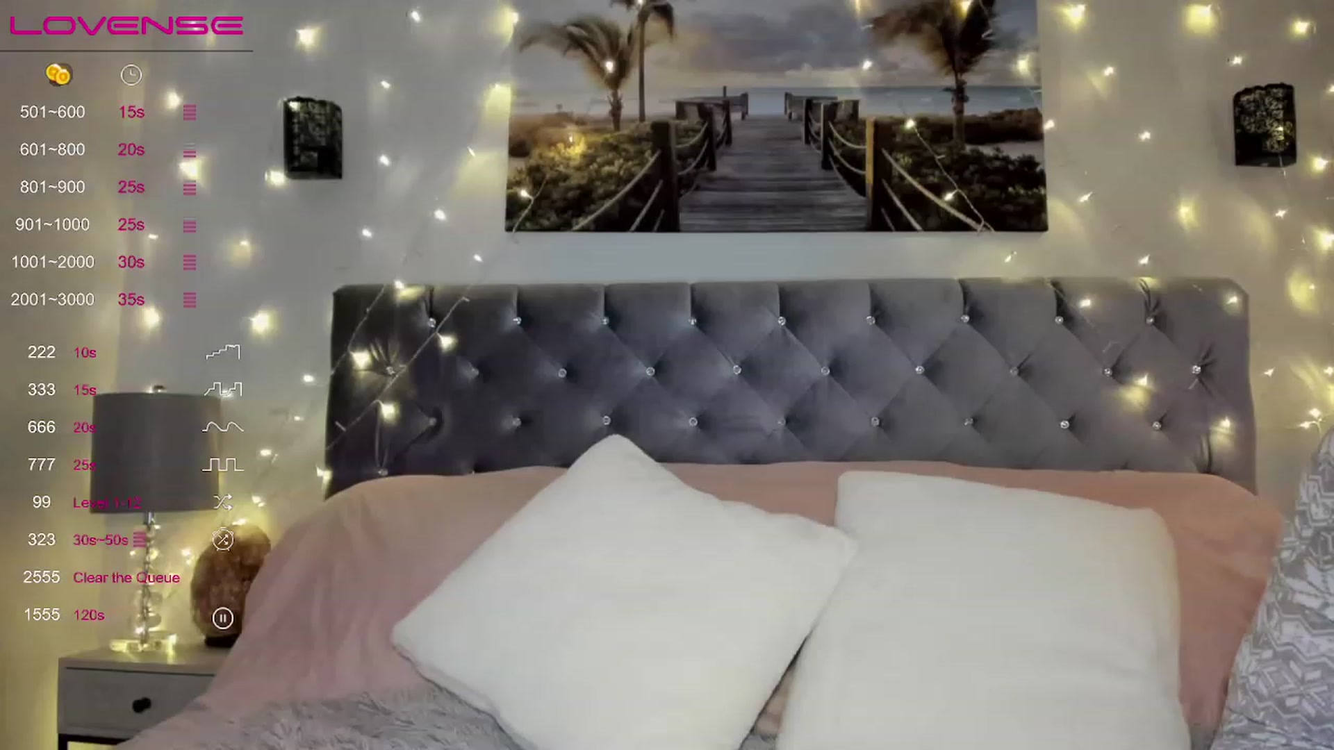 Gallery image thumbnail from MissKyleeBB's myfreecams stream on, 12/06/2022, 18:36 image 4 of 20