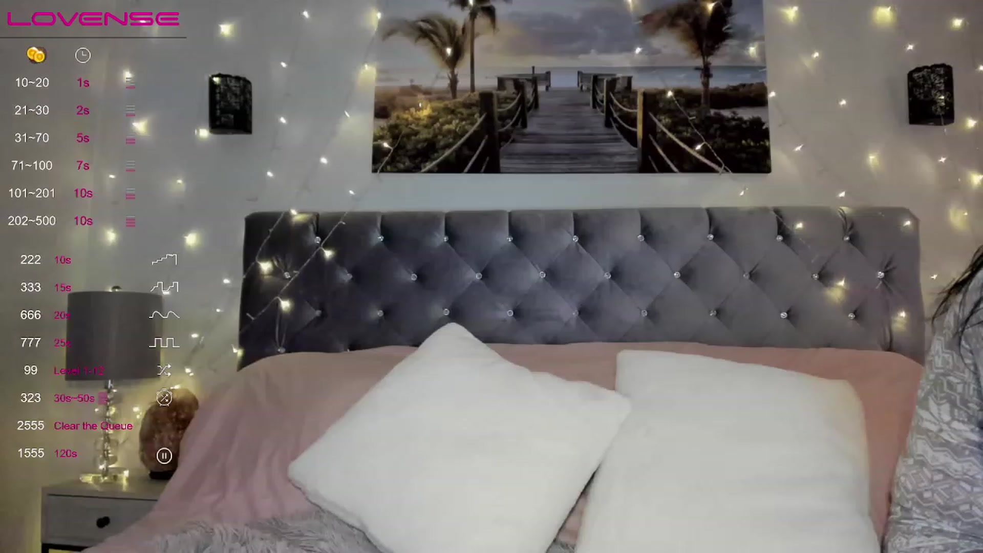 Gallery image thumbnail from MissKyleeBB's myfreecams stream on, 12/06/2022, 18:36 image 18 of 20
