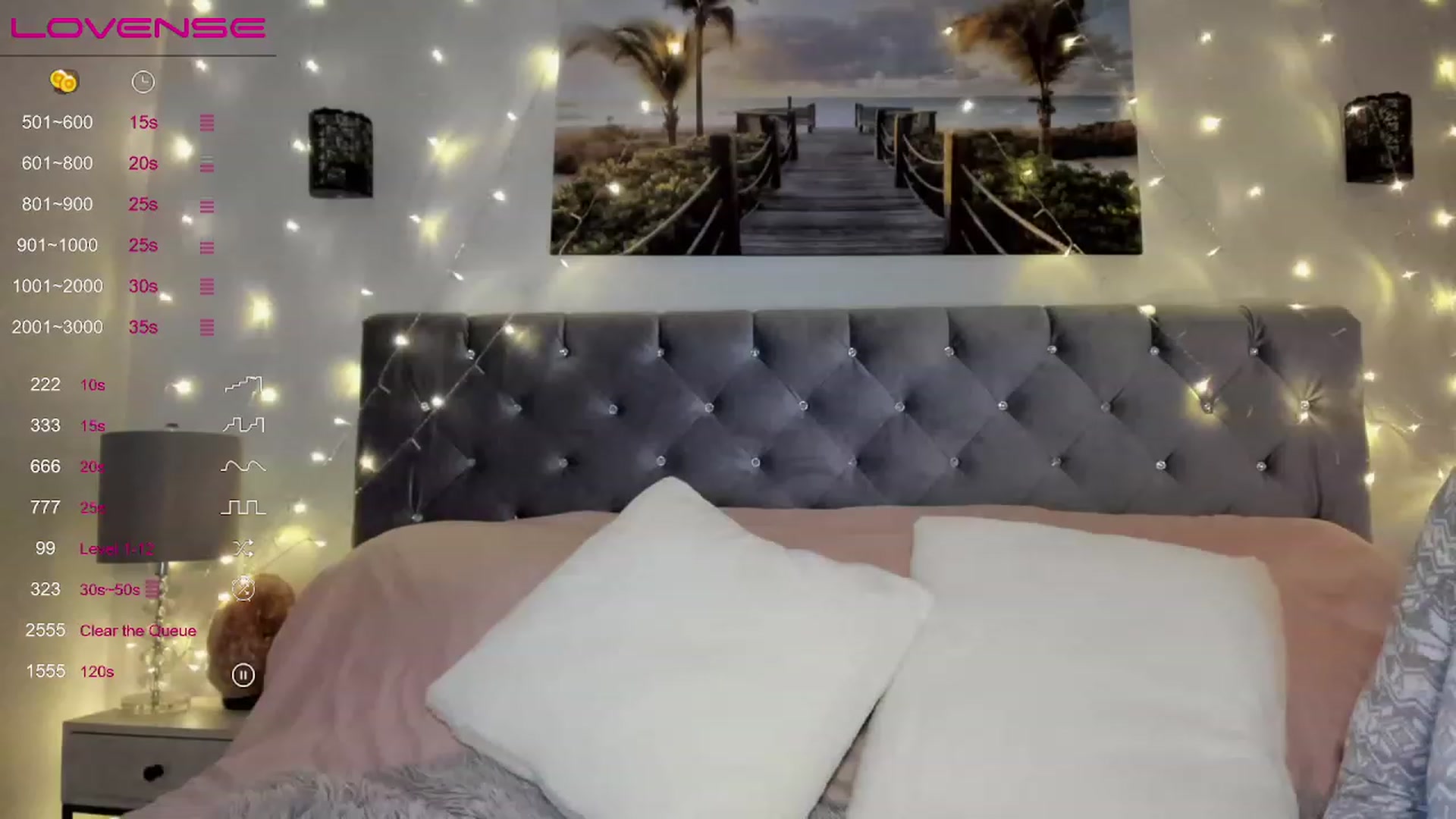 Gallery image thumbnail from MissKyleeBB's myfreecams stream on, 12/06/2022, 18:36 image 9 of 20