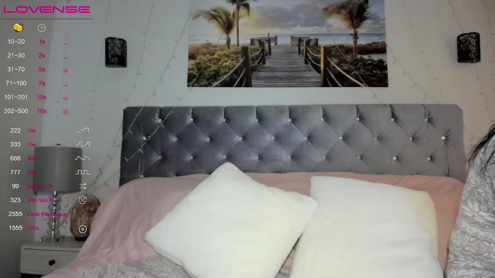 Gallery image thumbnail from MissKyleeBB's myfreecams stream on, 12/06/2022, 18:36 image 19 of 20