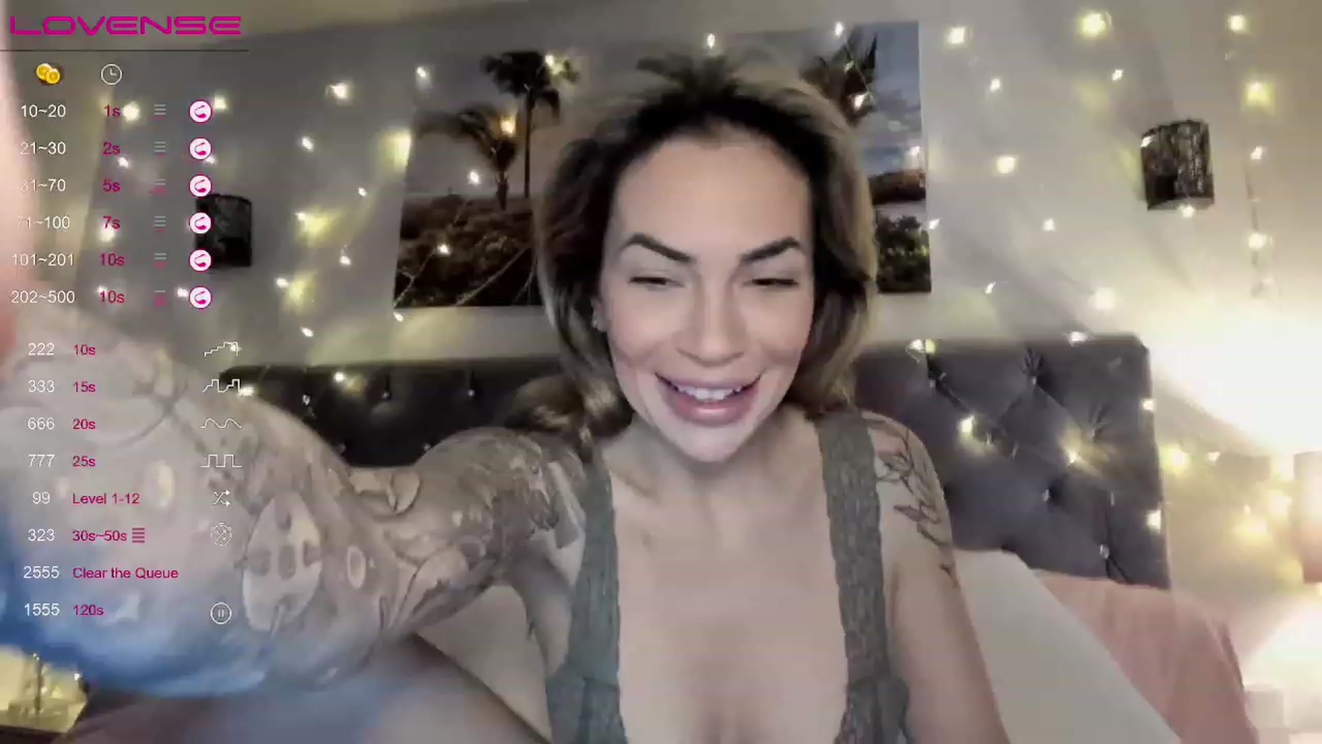 Gallery image thumbnail from MissKyleeBB's myfreecams stream on, 12/10/2022, 18:28 image 13 of 20