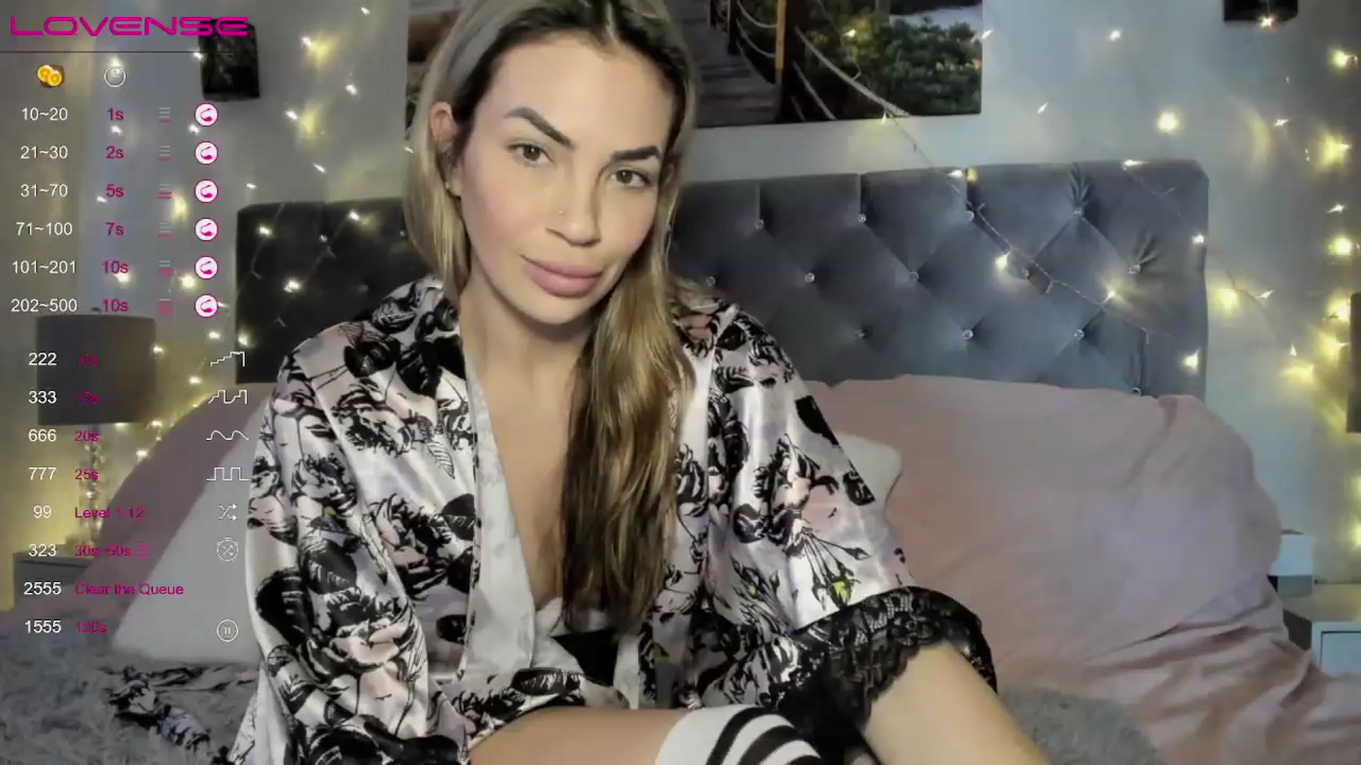 Gallery image thumbnail from MissKyleeBB's myfreecams stream on, 12/10/2022, 20:04 image 15 of 20