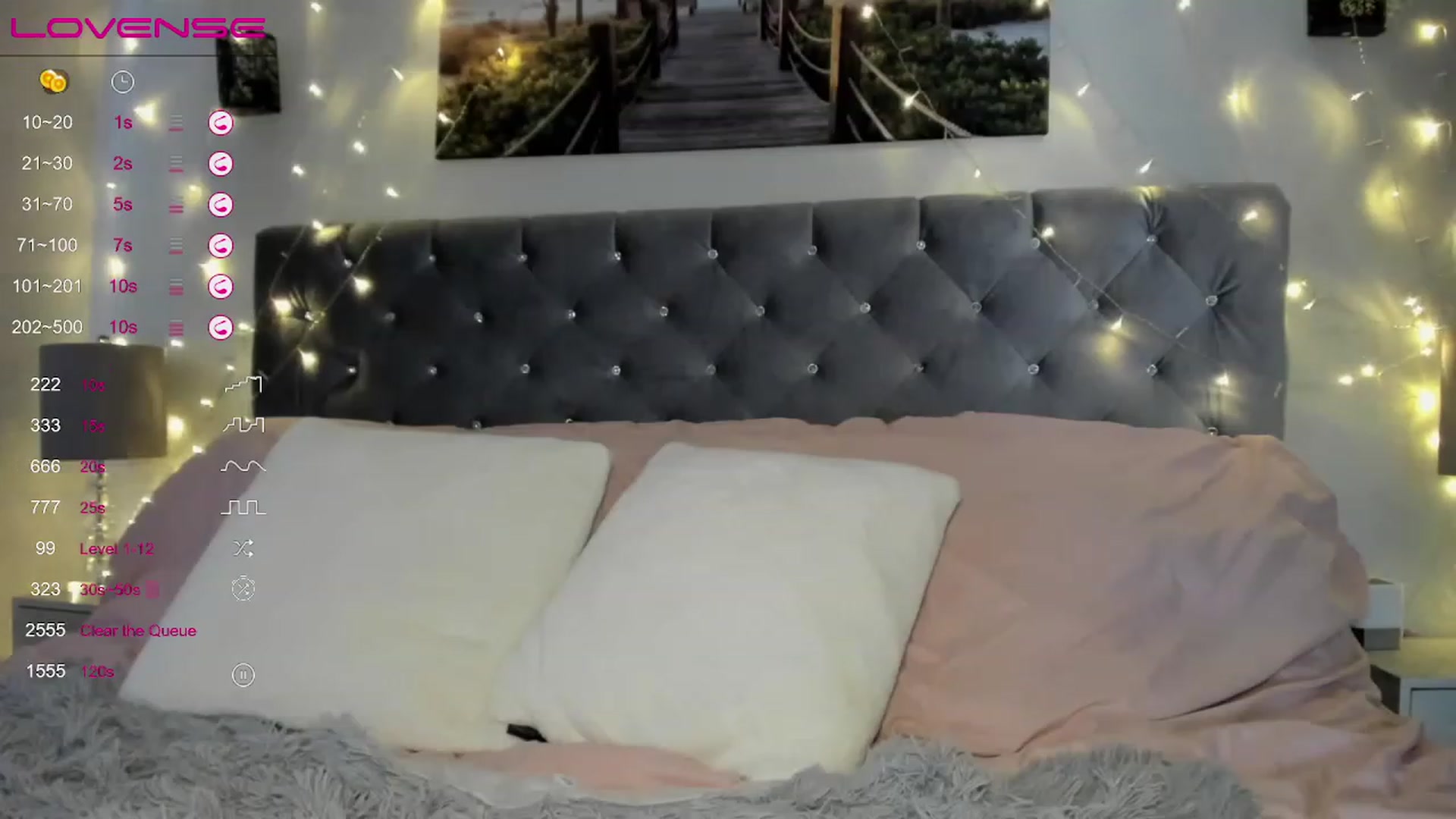 Gallery image thumbnail from MissKyleeBB's myfreecams stream on, 12/10/2022, 20:04 image 19 of 20