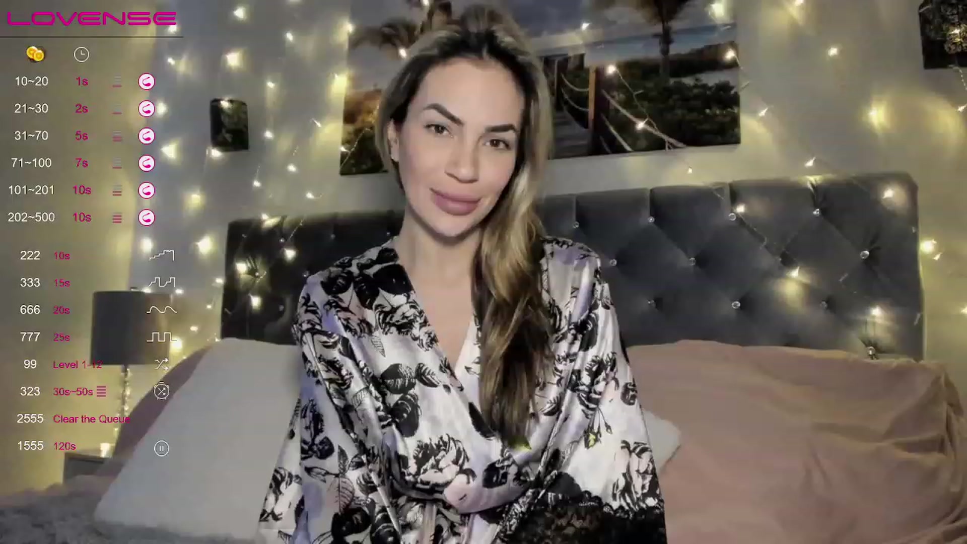 Gallery image thumbnail from MissKyleeBB's myfreecams stream on, 12/10/2022, 20:39 image 7 of 20