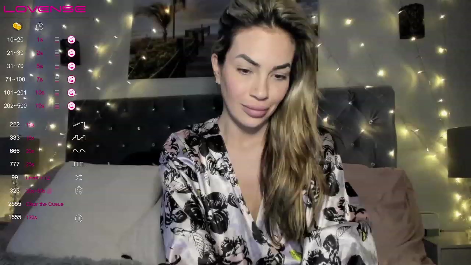 Gallery image thumbnail from MissKyleeBB's myfreecams stream on, 12/10/2022, 20:39 image 5 of 20