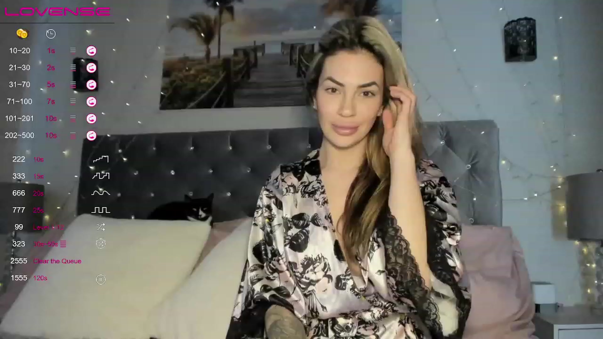 Gallery image thumbnail from MissKyleeBB's myfreecams stream on, 12/10/2022, 20:39 image 1 of 20
