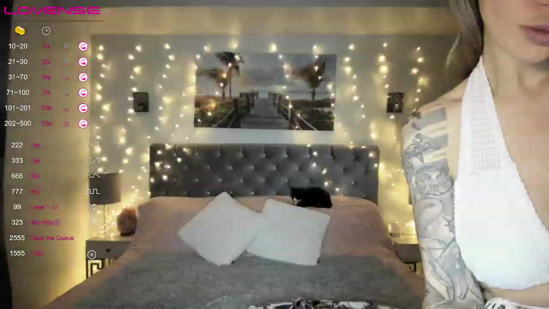 Gallery image thumbnail from MissKyleeBB's myfreecams stream on, 12/12/2022, 16:04 image 1 of 20