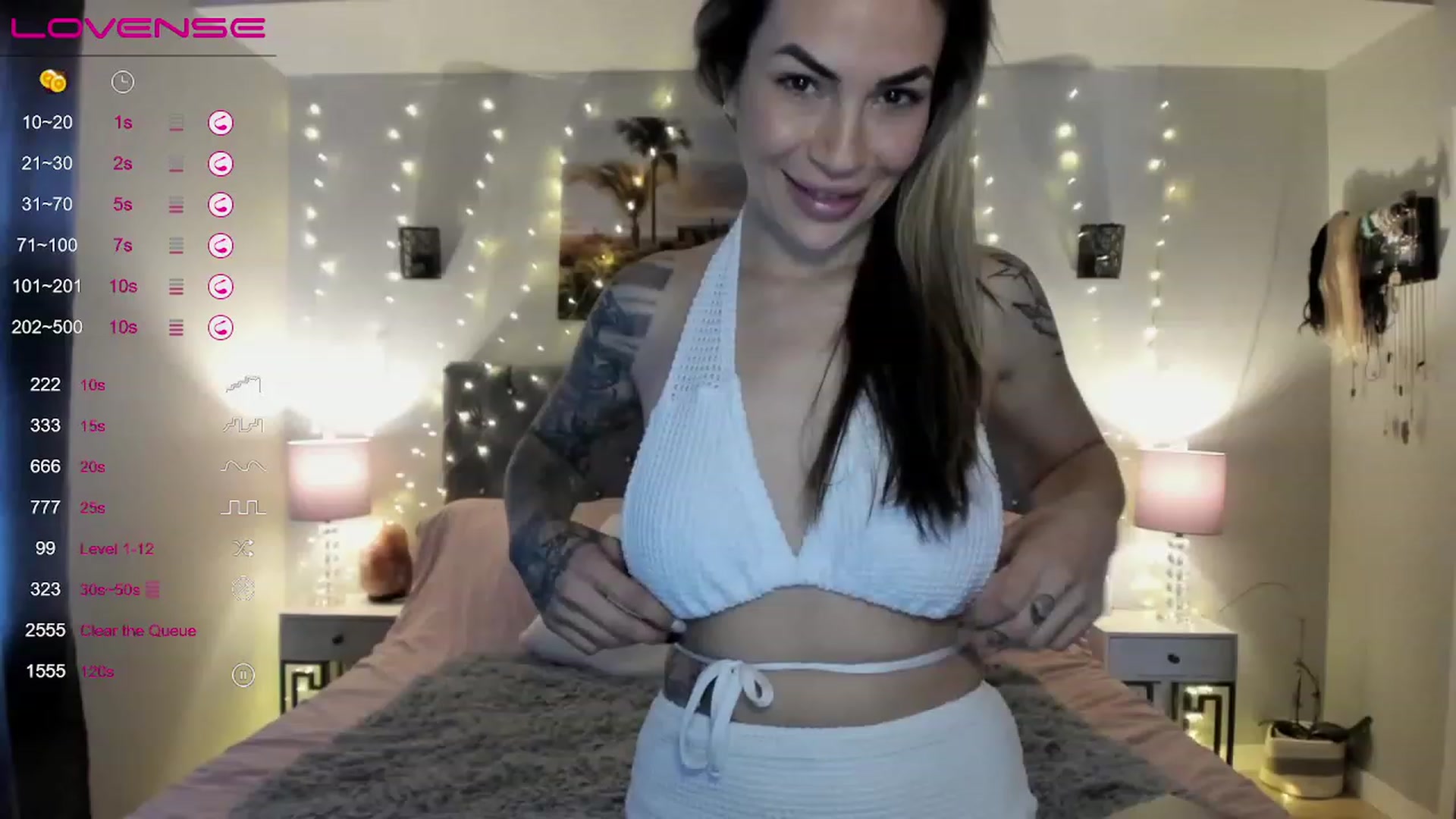 Gallery image thumbnail from MissKyleeBB's myfreecams stream on, 12/12/2022, 18:54 image 10 of 20