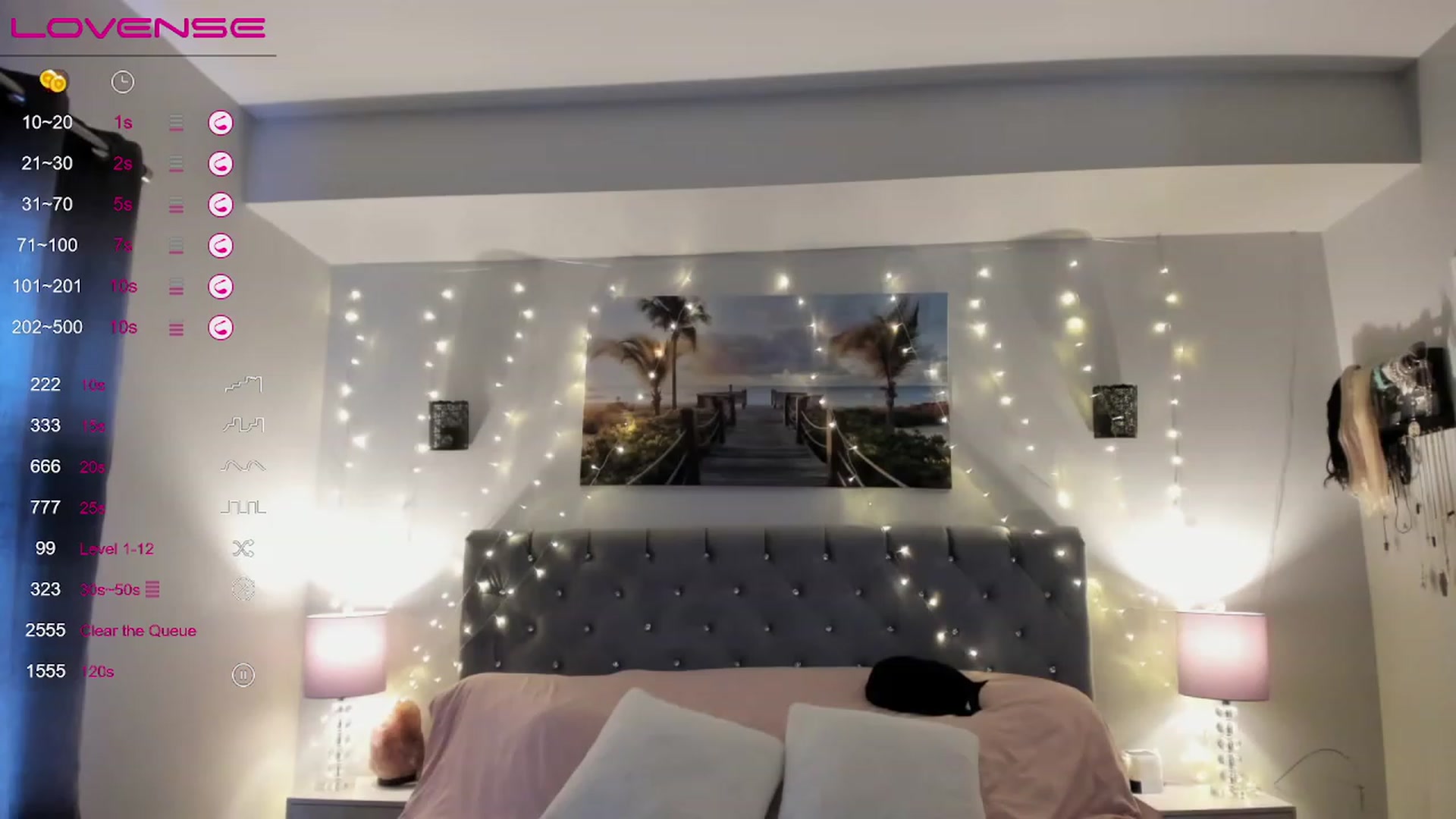 Gallery image thumbnail from MissKyleeBB's myfreecams stream on, 12/12/2022, 18:54 image 2 of 20