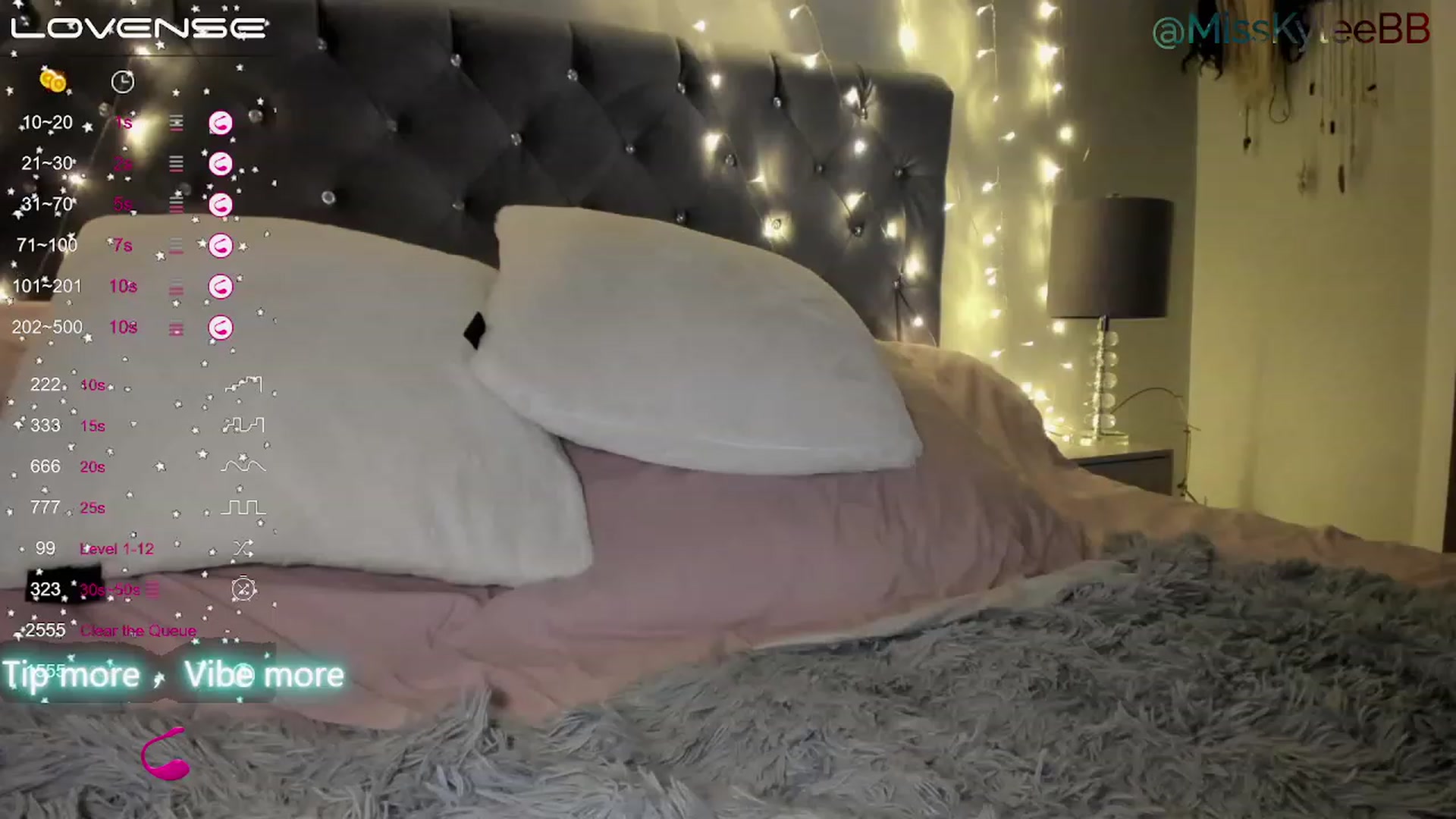 Gallery image thumbnail from MissKyleeBB's myfreecams stream on, 12/27/2022, 22:28 image 20 of 20
