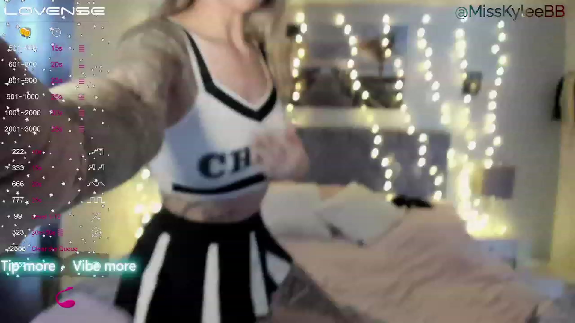 Gallery image thumbnail from MissKyleeBB's myfreecams stream on, 01/05/2023, 19:18 image 19 of 20