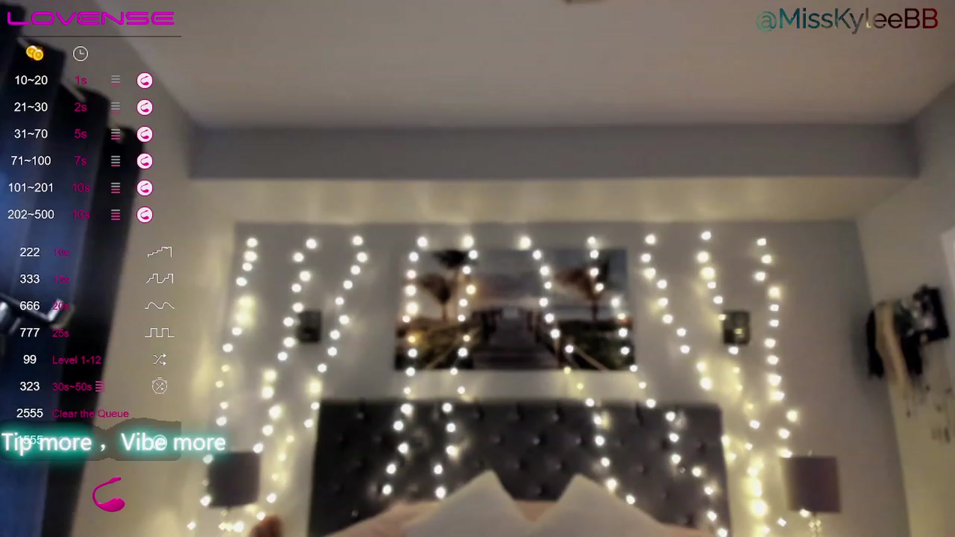 Gallery image thumbnail from MissKyleeBB's myfreecams stream on, 01/09/2023, 19:09 image 2 of 20