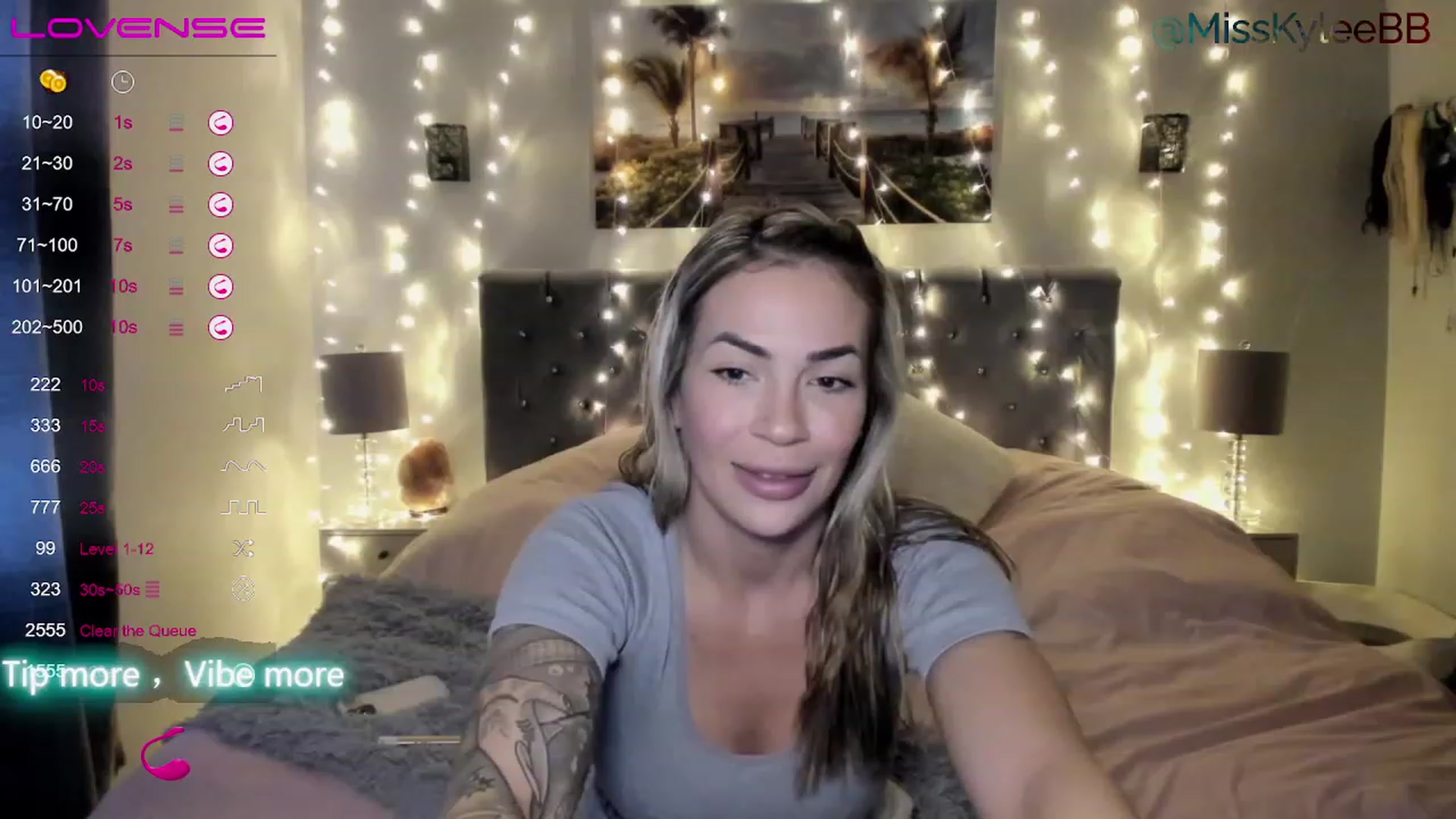 Gallery image thumbnail from MissKyleeBB's myfreecams stream on, 01/09/2023, 19:09 image 8 of 20