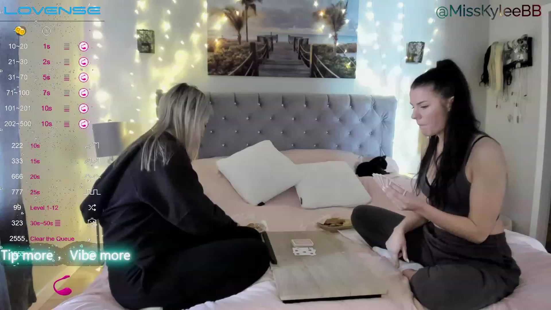 Gallery image thumbnail from MissKyleeBB's myfreecams stream on, 01/16/2023, 19:56 image 20 of 20