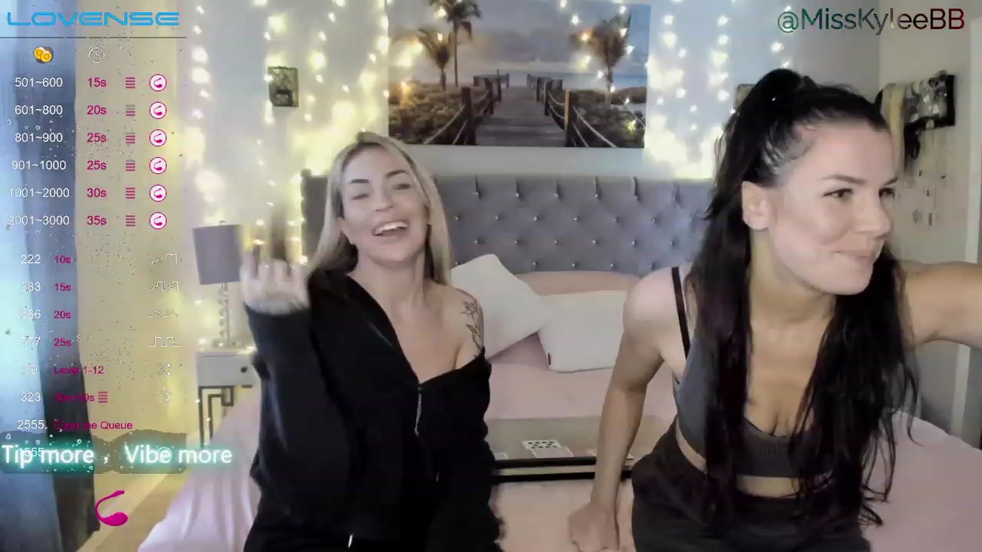 Gallery image thumbnail from MissKyleeBB's myfreecams stream on, 01/16/2023, 19:56 image 9 of 20