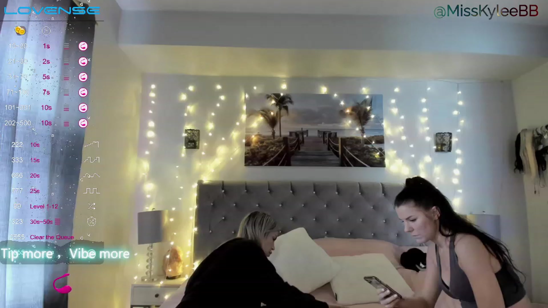 Gallery image thumbnail from MissKyleeBB's myfreecams stream on, 01/16/2023, 20:55 image 10 of 20