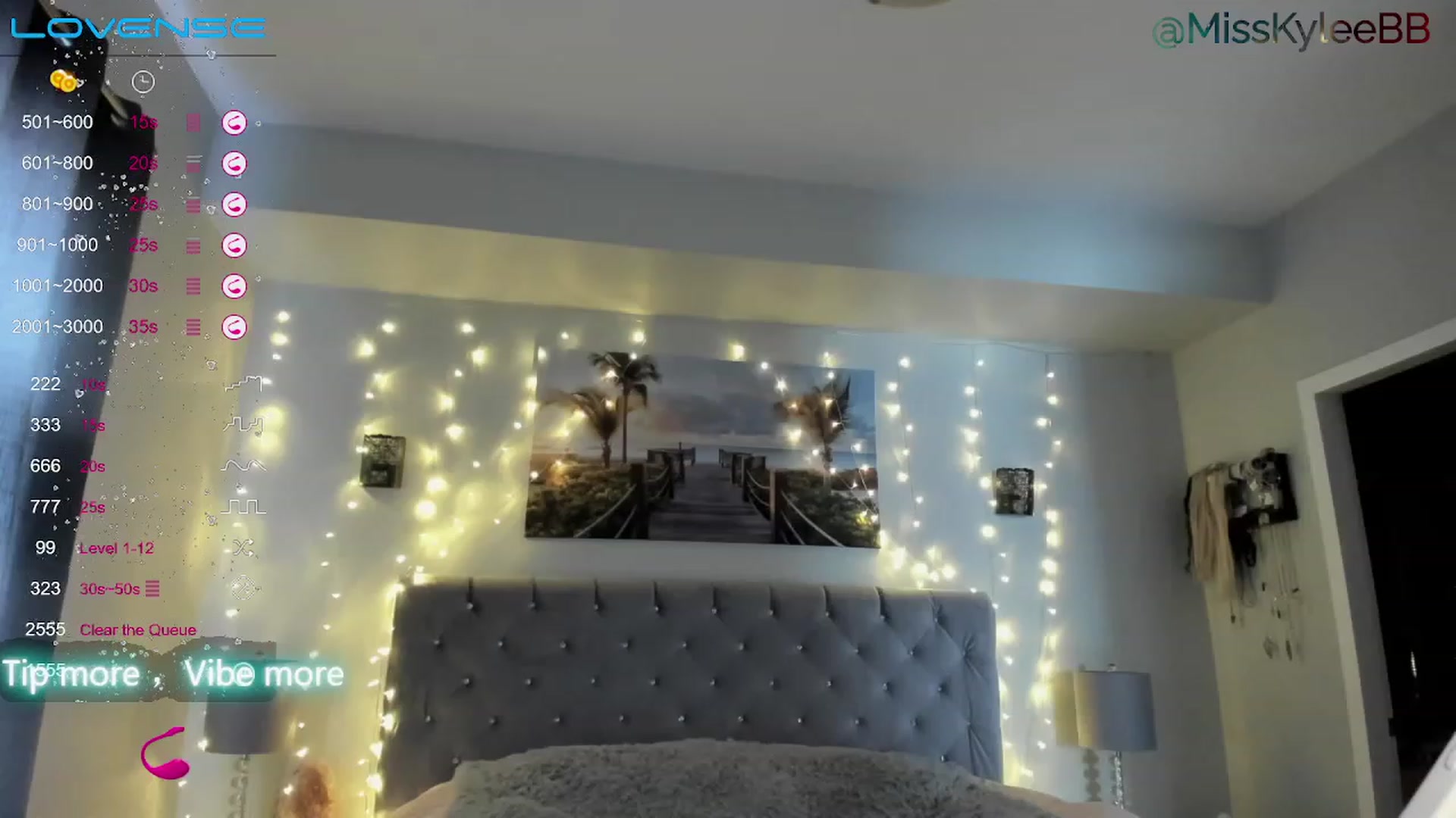 Gallery image thumbnail from MissKyleeBB's myfreecams stream on, 01/30/2023, 19:28 image 12 of 20