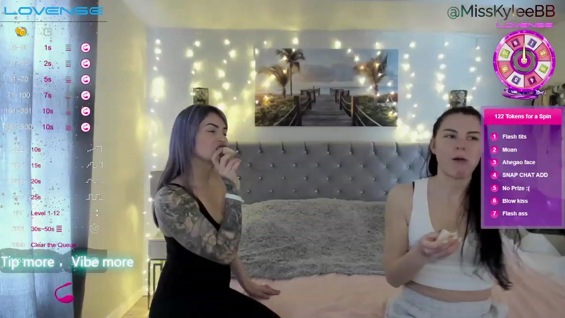 Gallery image thumbnail from MissKyleeBB's myfreecams stream on, 01/30/2023, 21:23 image 6 of 20