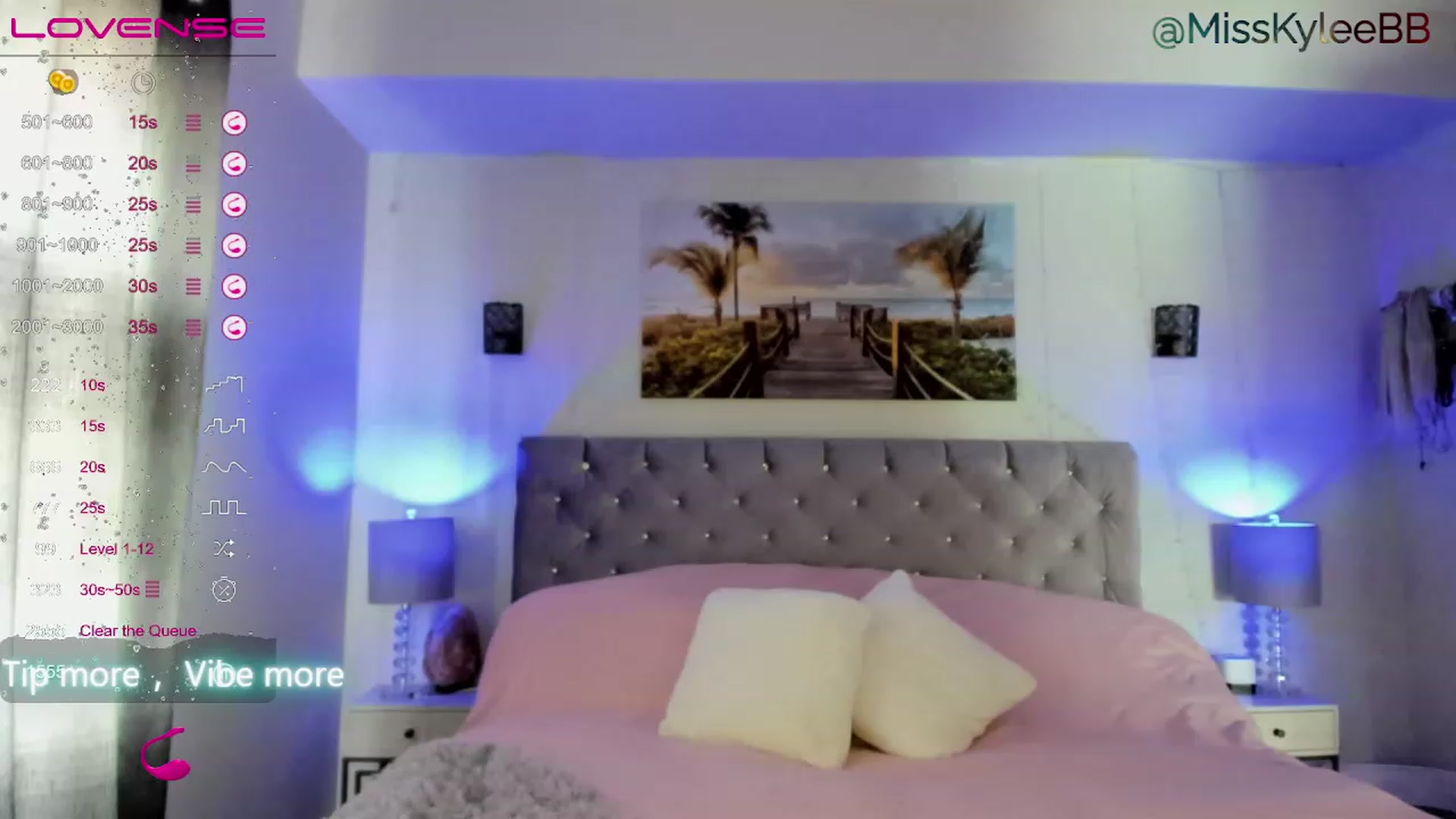 Gallery image thumbnail from MissKyleeBB's myfreecams stream on, 04/14/2023, 19:50 image 10 of 20