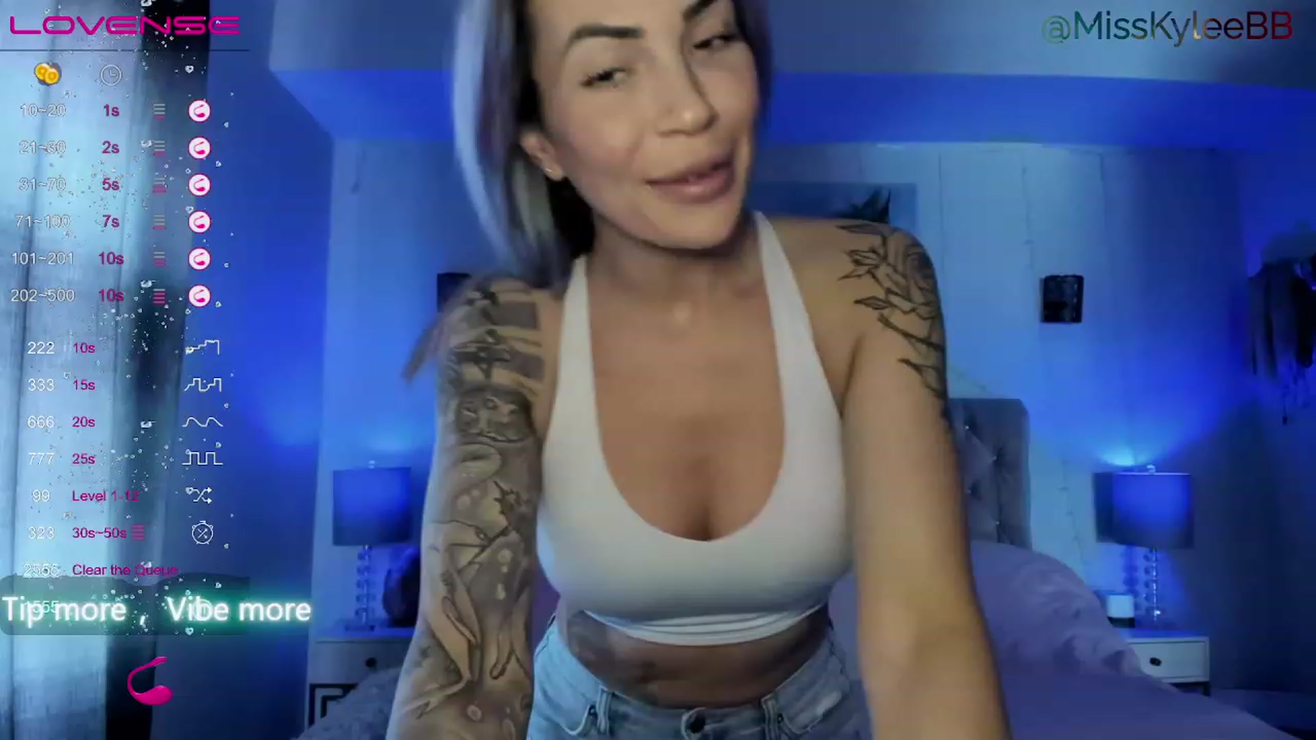 Gallery image thumbnail from MissKyleeBB's myfreecams stream on, 04/14/2023, 19:50 image 11 of 20