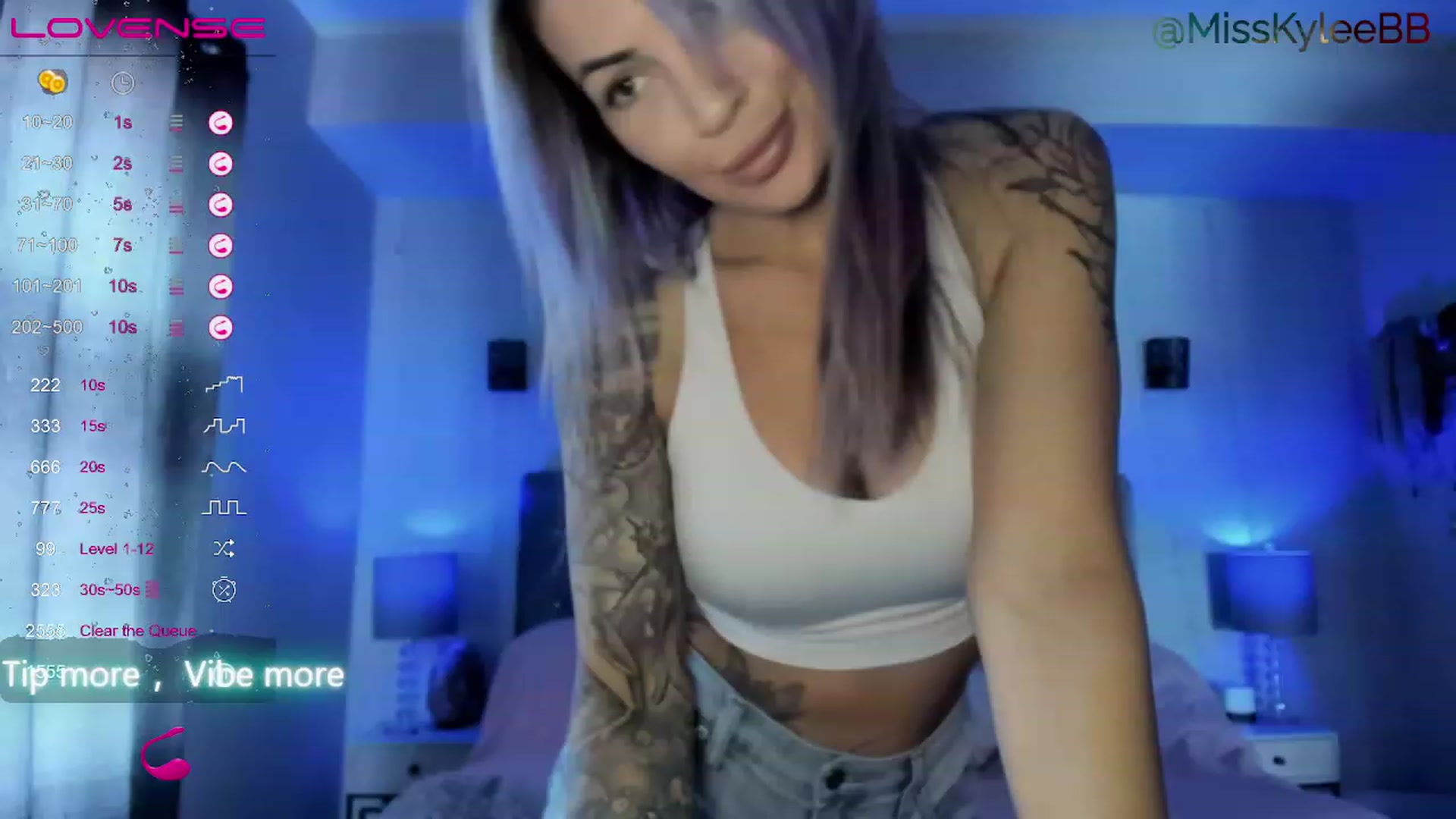 Gallery image thumbnail from MissKyleeBB's myfreecams stream on, 04/14/2023, 19:50 image 16 of 20
