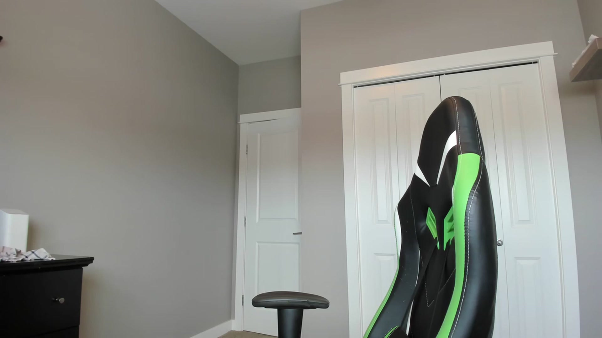 Gallery image thumbnail from MissLaylaStar's myfreecams stream on, 11/18/2022, 18:00 image 16 of 20