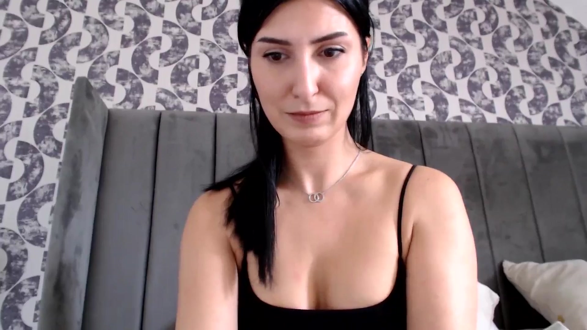 Gallery image thumbnail from MissLeanne's myfreecams stream on, 03/24/2025, 10:37 image 10 of 20