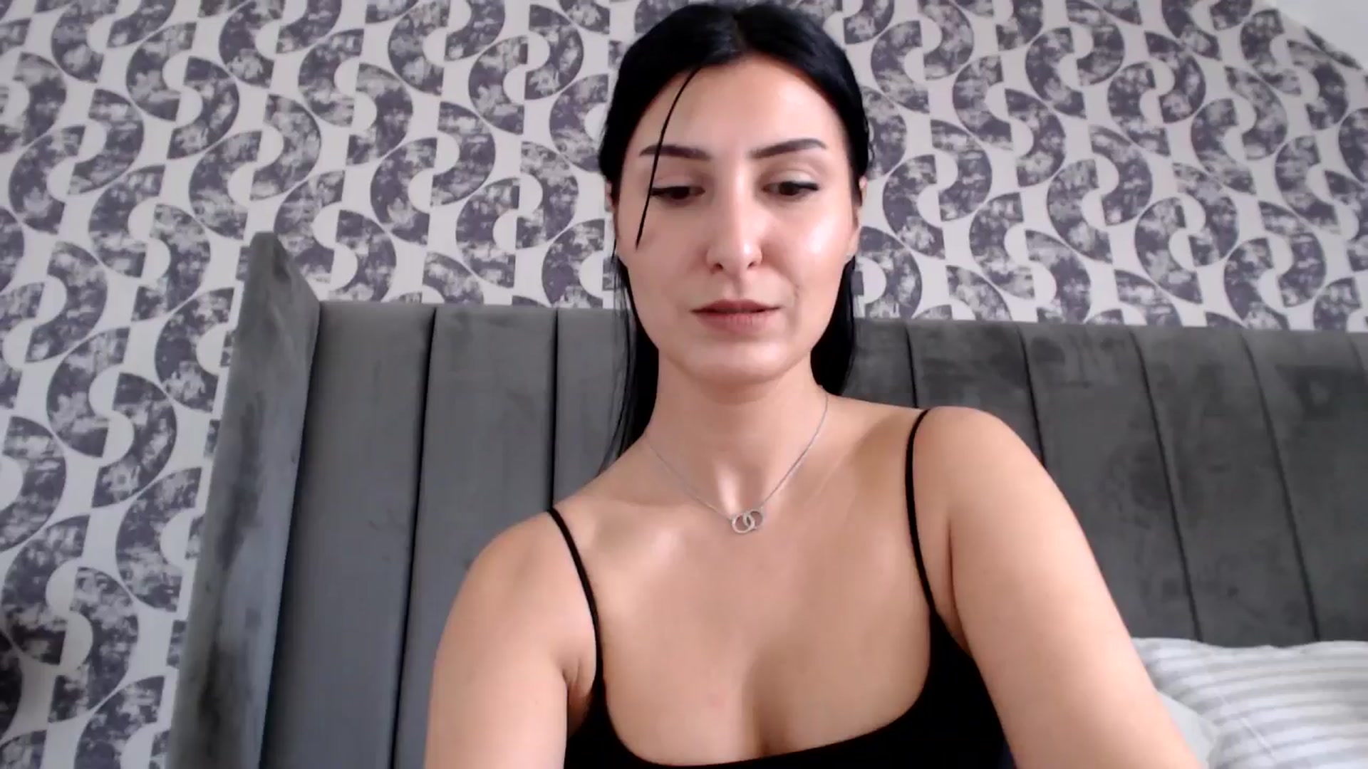 Gallery image thumbnail from MissLeanne's myfreecams stream on, 03/24/2025, 10:37 image 19 of 20