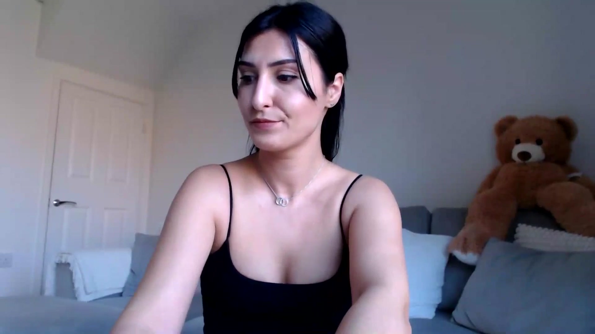 Gallery image thumbnail from MissLeanne's myfreecams stream on, 03/24/2025, 11:46 image 16 of 20