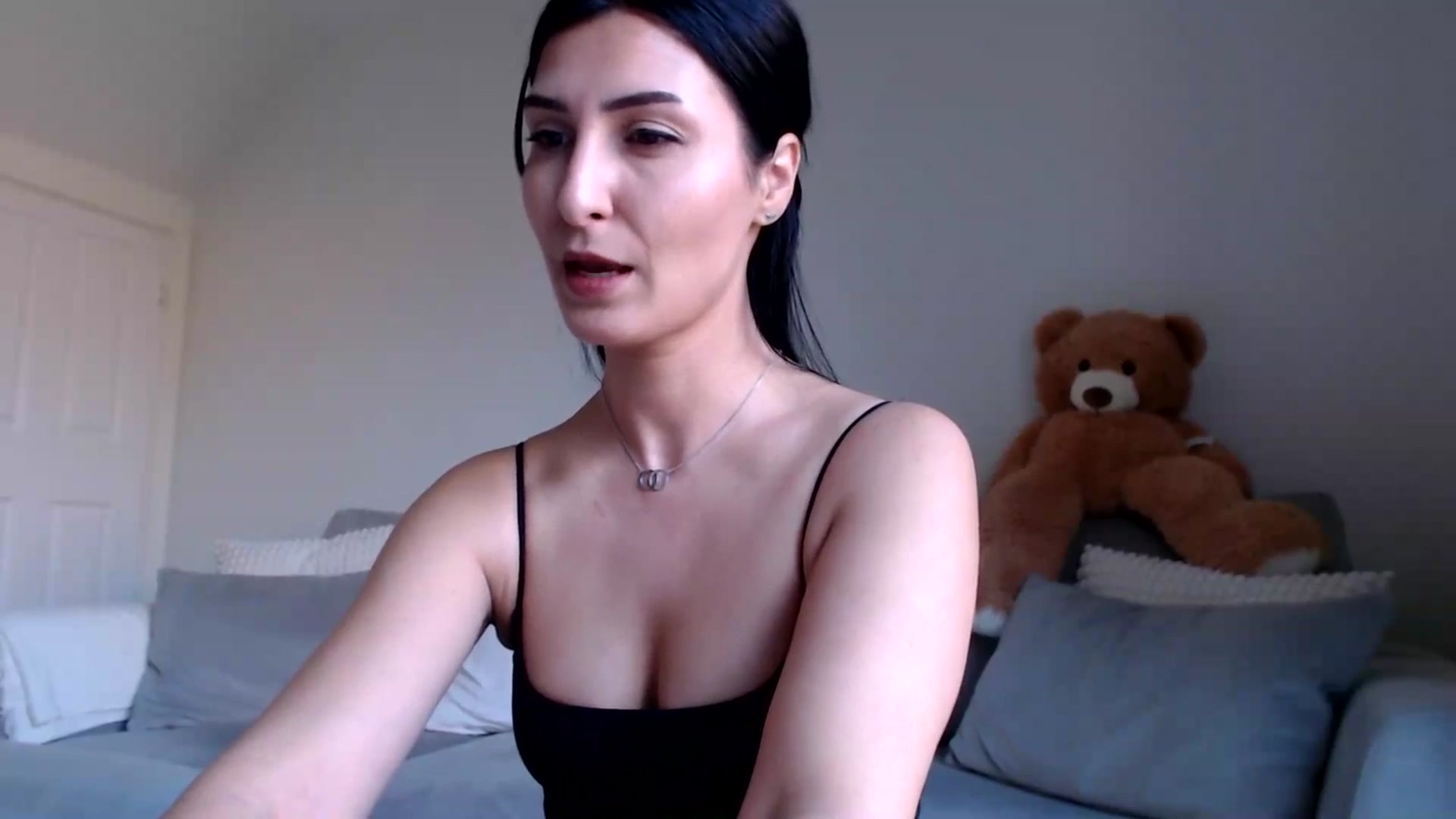 Gallery image thumbnail from MissLeanne's myfreecams stream on, 03/24/2025, 11:46 image 3 of 20