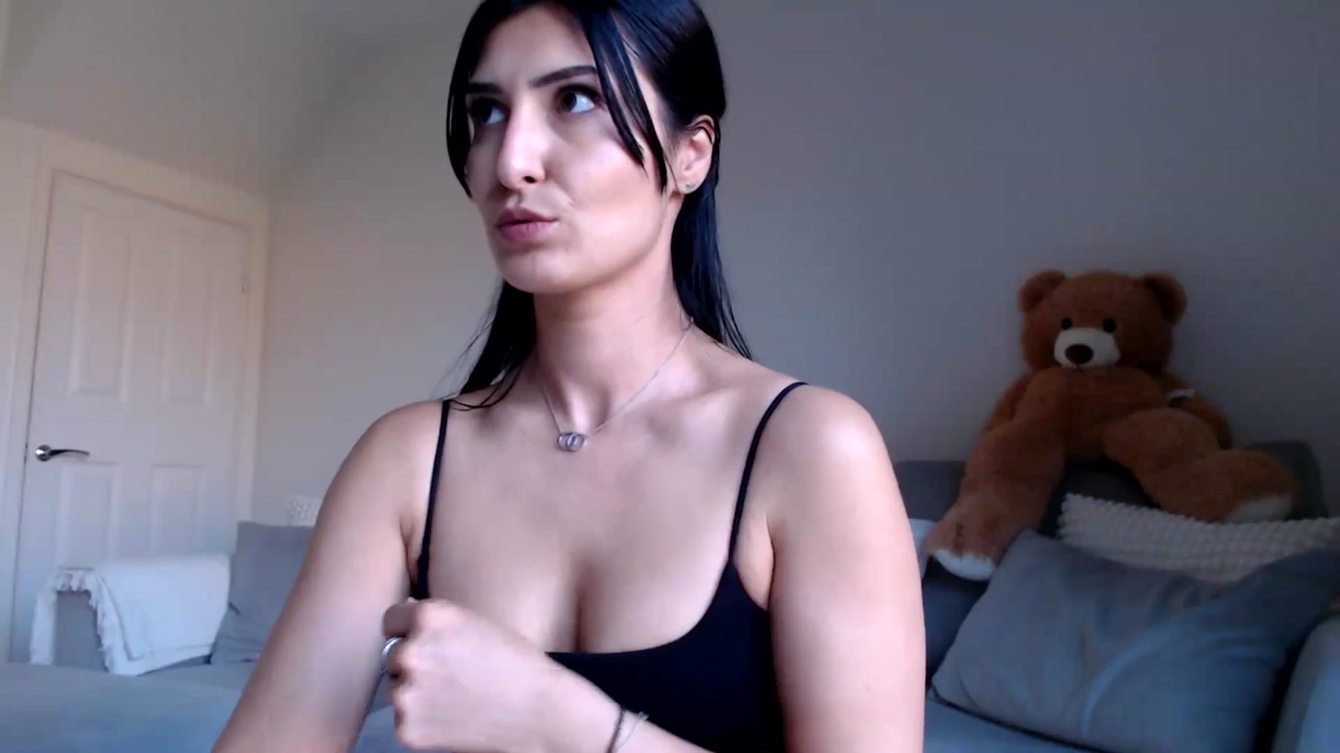 Gallery image thumbnail from MissLeanne's myfreecams stream on, 03/24/2025, 13:34 image 5 of 20