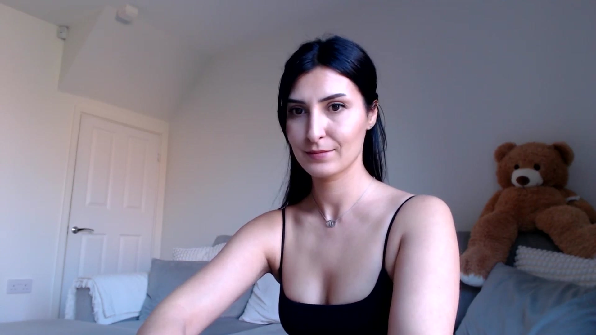 Gallery image thumbnail from MissLeanne's myfreecams stream on, 03/24/2025, 13:34 image 14 of 20