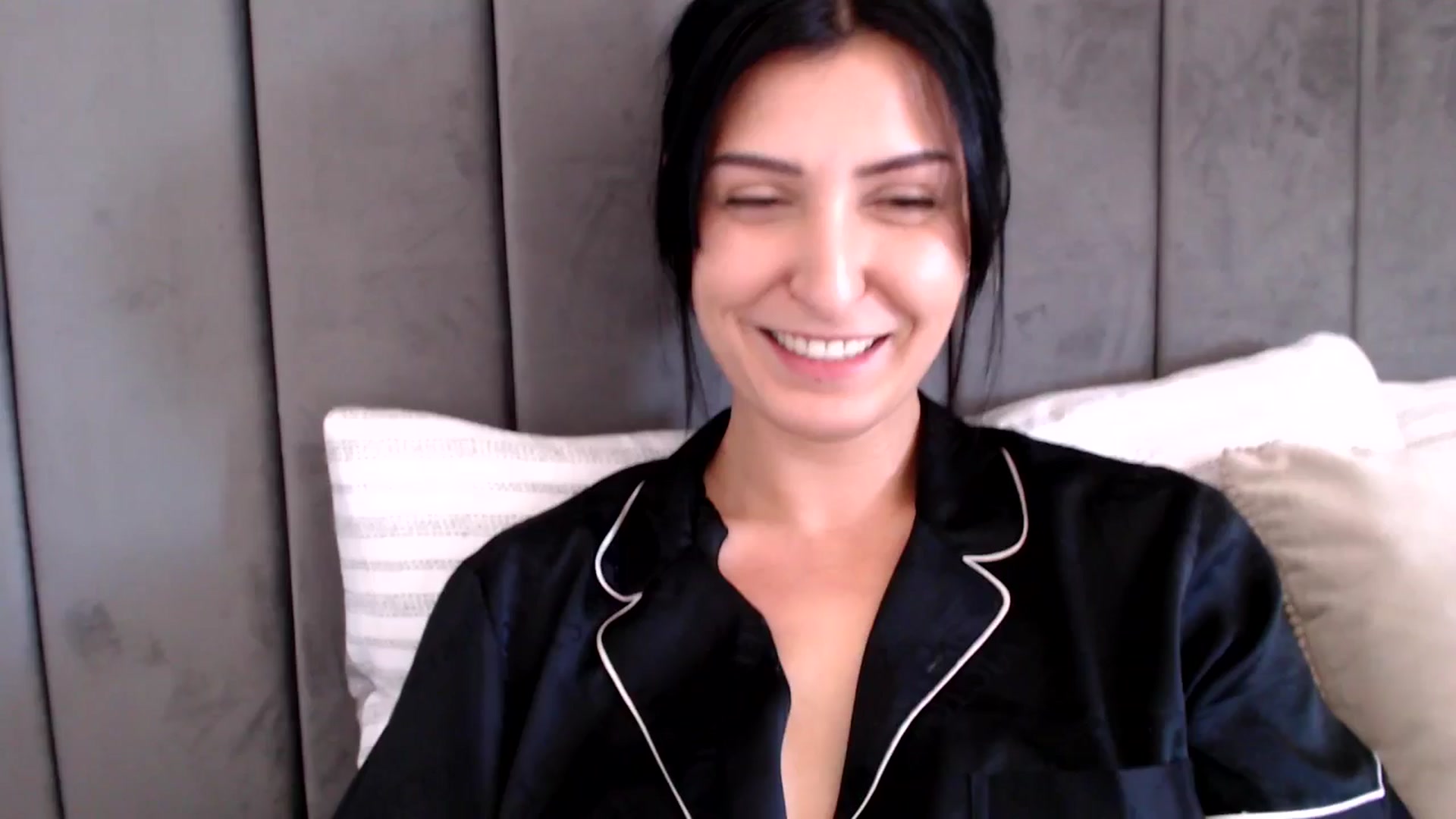 Gallery image thumbnail from MissLeanne's myfreecams stream on, 03/28/2025, 11:23 image 9 of 20
