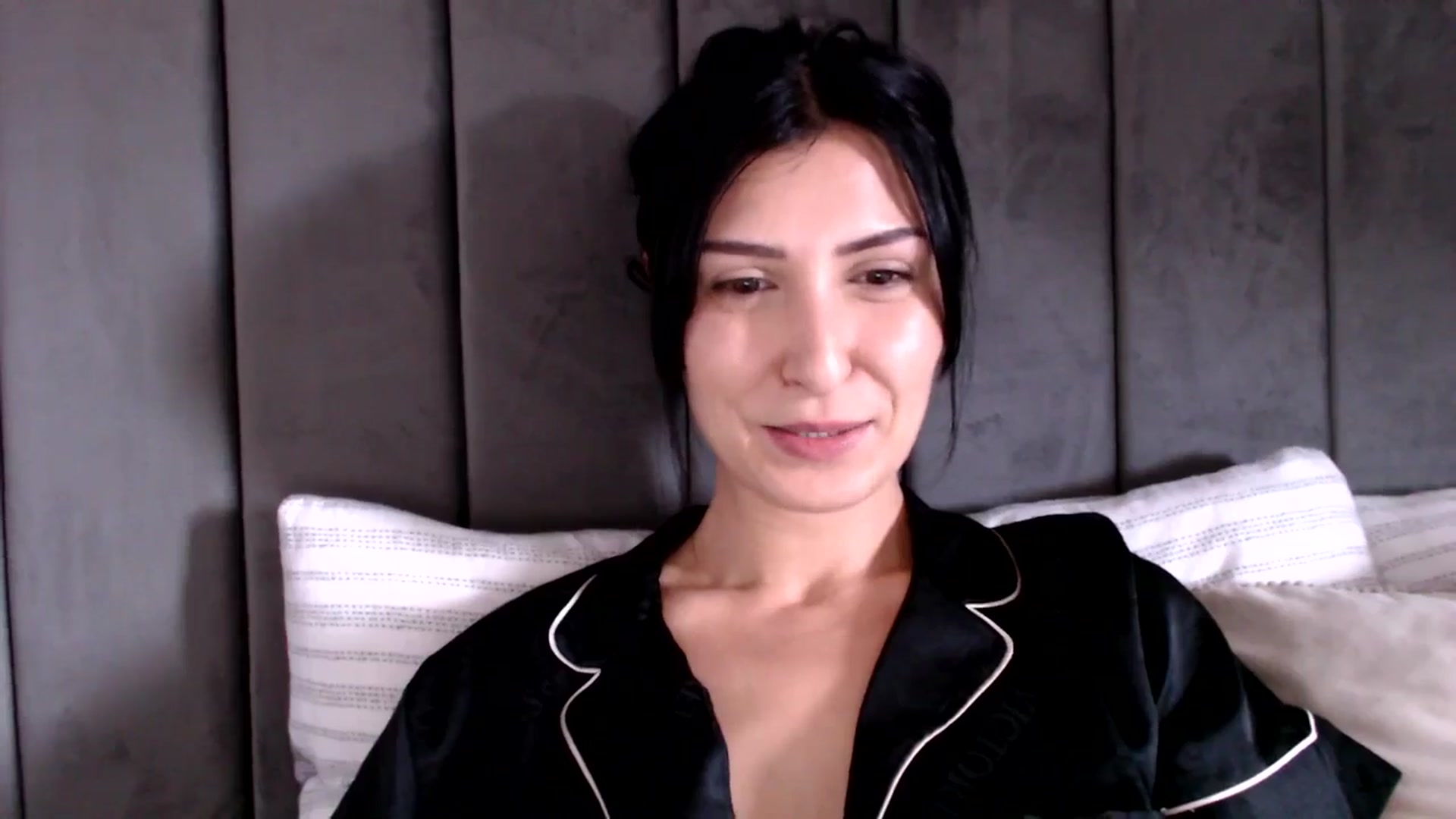 Gallery image thumbnail from MissLeanne's myfreecams stream on, 03/28/2025, 11:23 image 2 of 20