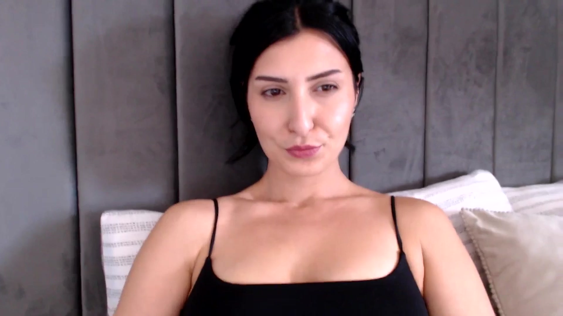 Gallery image thumbnail from MissLeanne's myfreecams stream on, 03/28/2025, 11:54 image 2 of 20