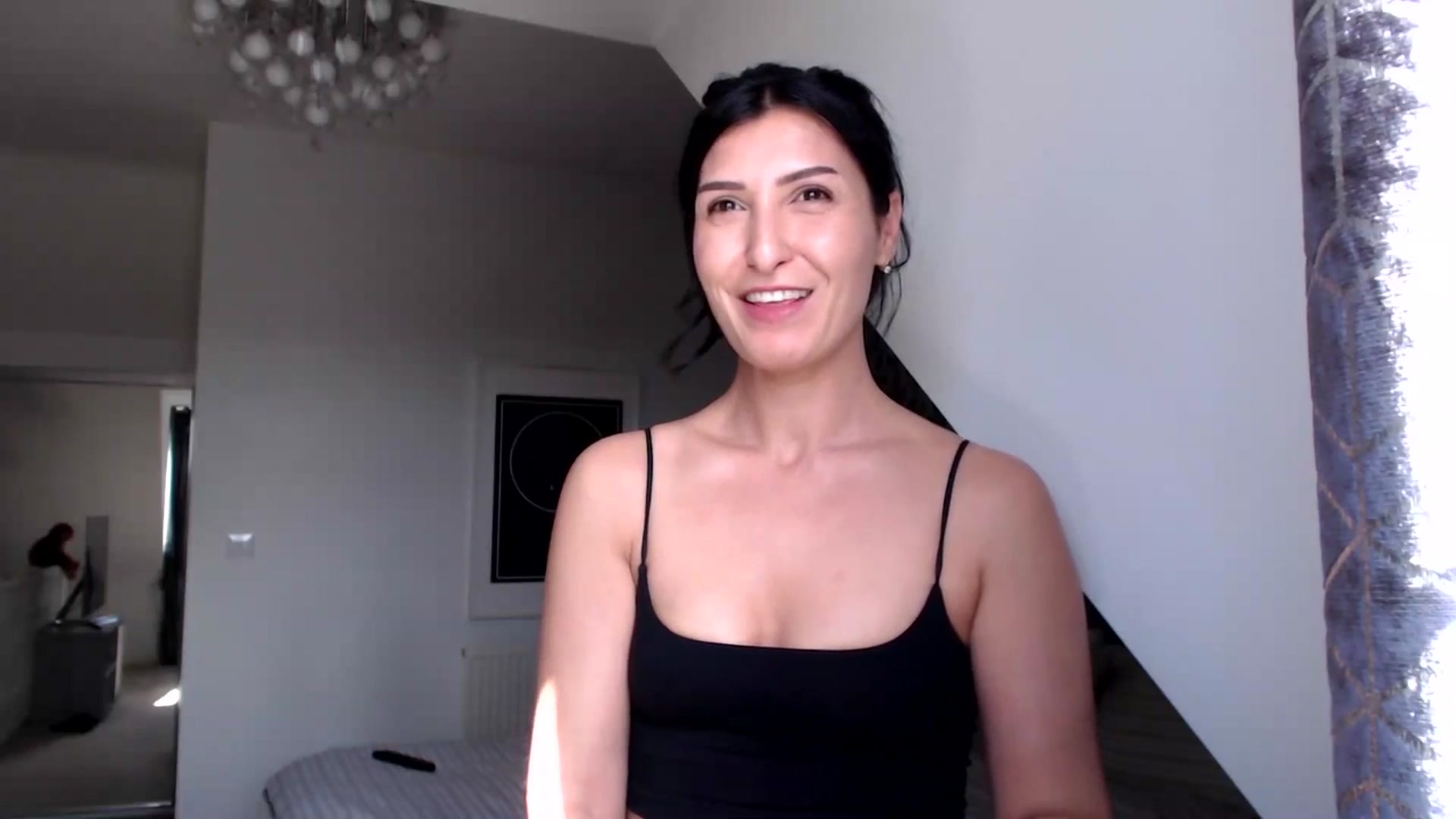 Gallery image thumbnail from MissLeanne's myfreecams stream on, 03/28/2025, 11:54 image 16 of 20