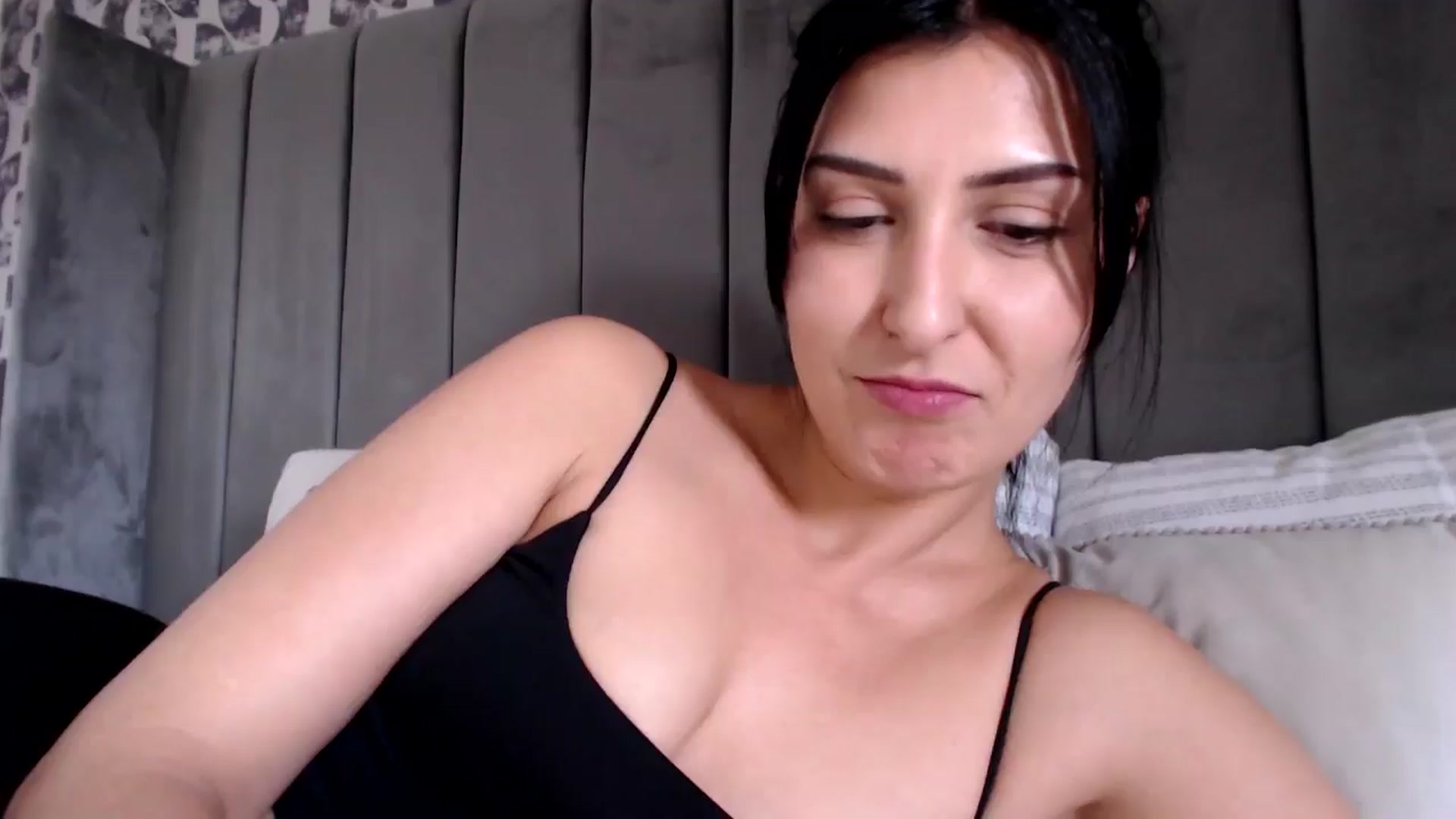 Gallery image thumbnail from MissLeanne's myfreecams stream on, 03/28/2025, 12:55 image 9 of 20