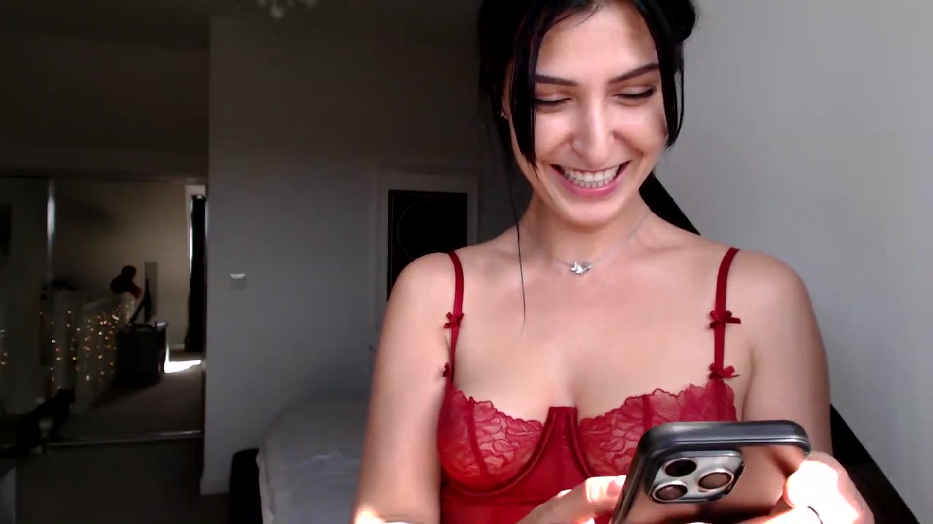 Gallery image thumbnail from MissLeanne's myfreecams stream on, 03/31/2025, 10:58 image 8 of 20