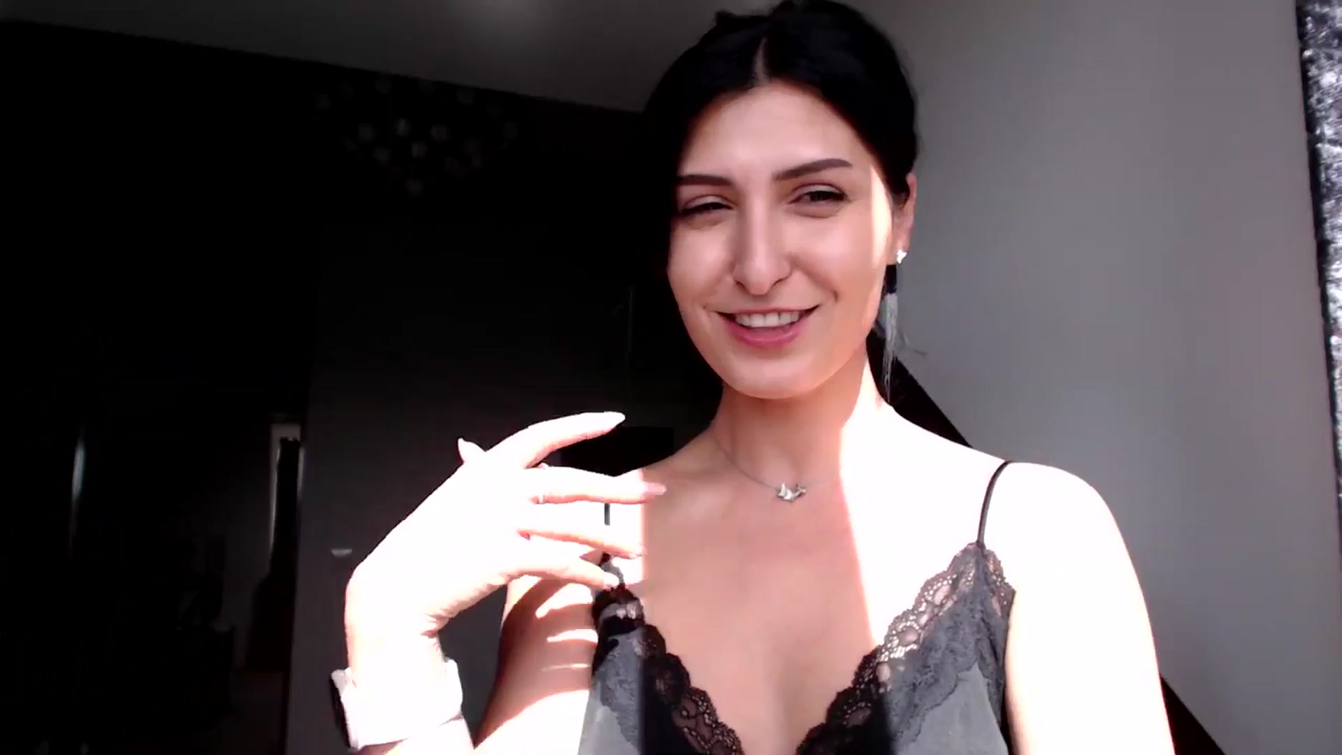 Gallery image thumbnail from MissLeanne's myfreecams stream on, 03/31/2025, 14:48 image 7 of 20