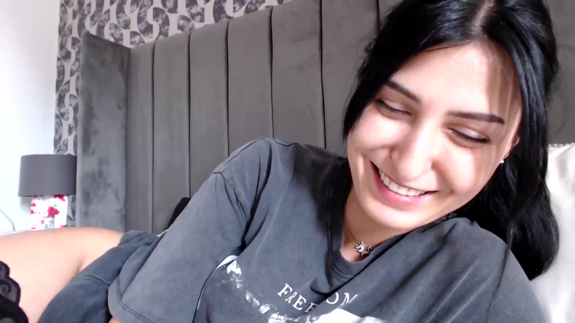Gallery image thumbnail from MissLeanne's myfreecams stream on, 04/02/2025, 15:08 image 3 of 20