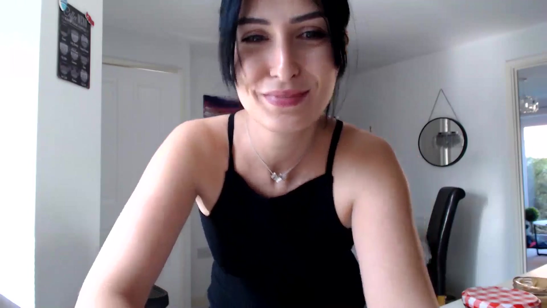 Gallery image thumbnail from MissLeanne's myfreecams stream on, 04/03/2025, 12:31 image 11 of 20