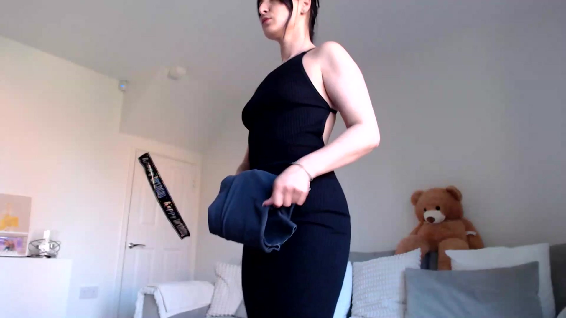 Gallery image thumbnail from MissLeanne's myfreecams stream on, 04/03/2025, 12:31 image 7 of 20