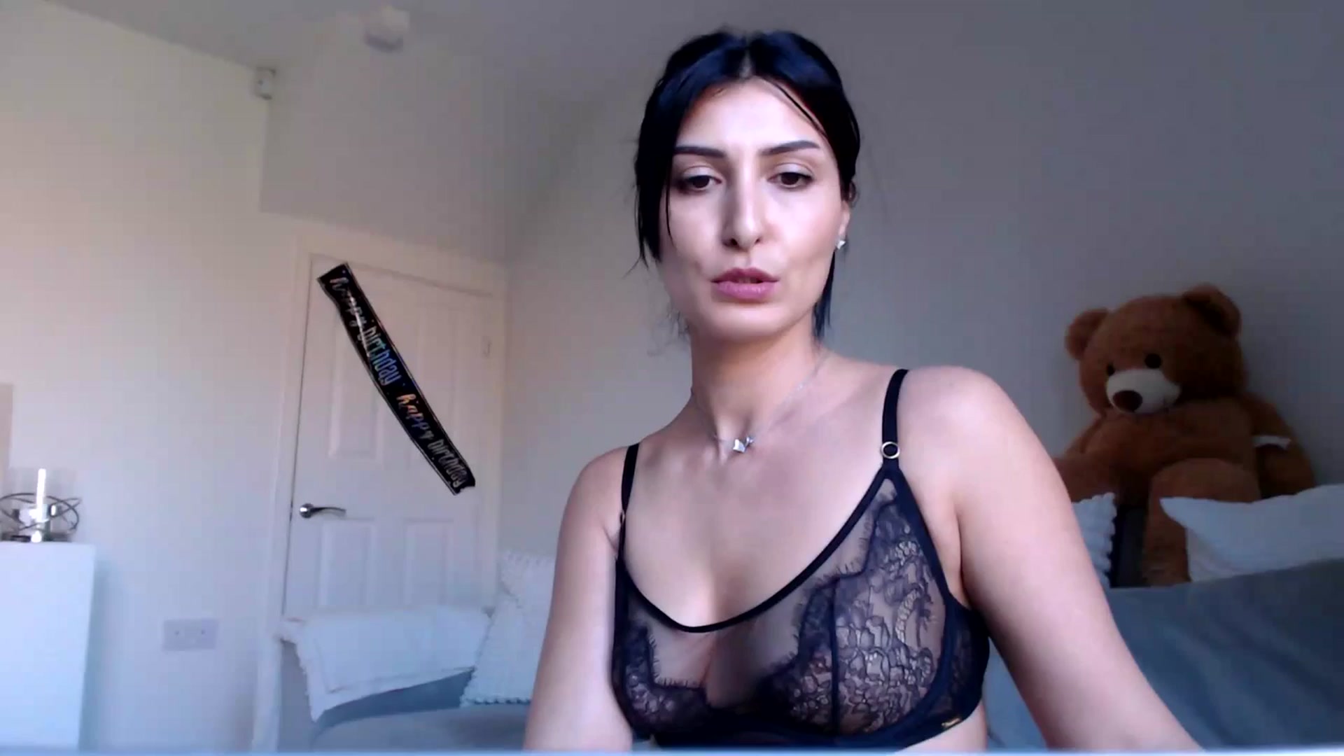 Gallery image thumbnail from MissLeanne's myfreecams stream on, 04/03/2025, 13:11 image 2 of 20