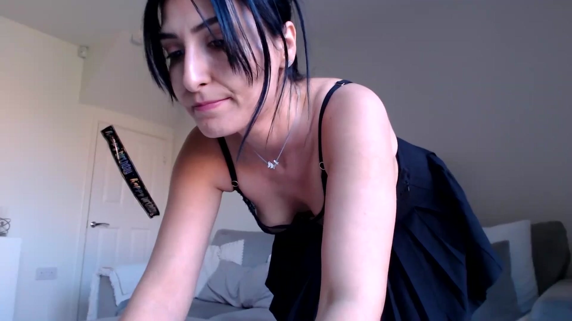 Gallery image thumbnail from MissLeanne's myfreecams stream on, 04/03/2025, 13:11 image 9 of 20