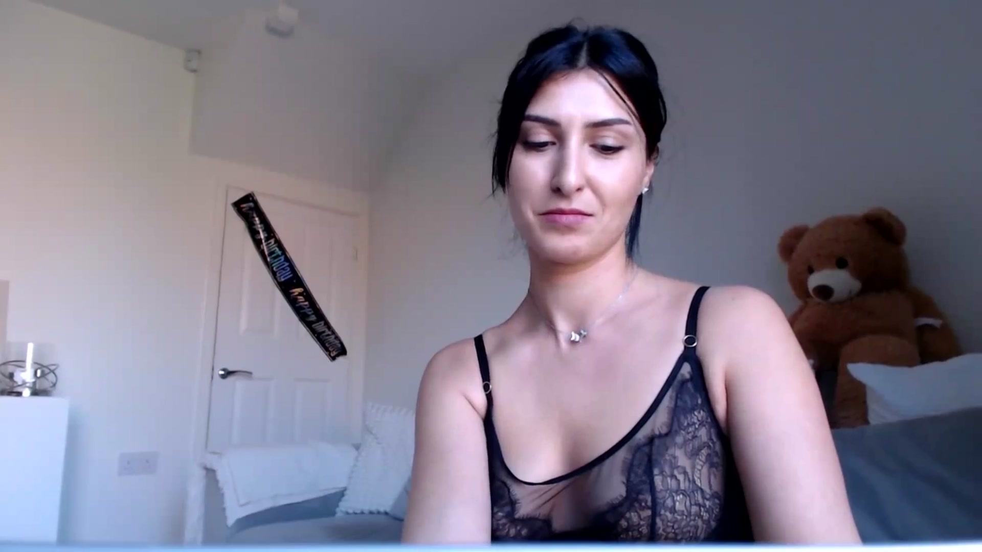 Gallery image thumbnail from MissLeanne's myfreecams stream on, 04/03/2025, 13:11 image 7 of 20